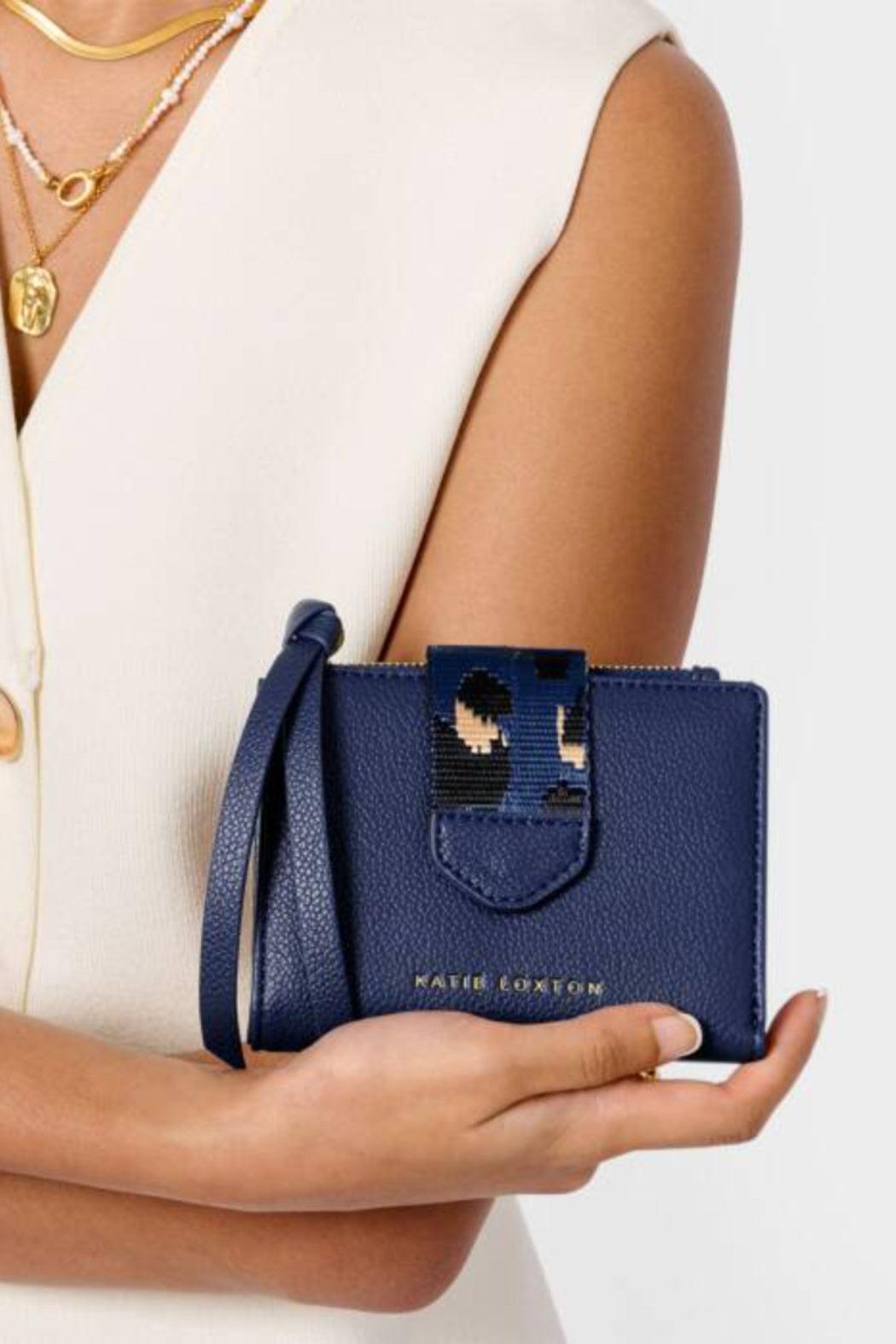 Hallie Purse Product Image