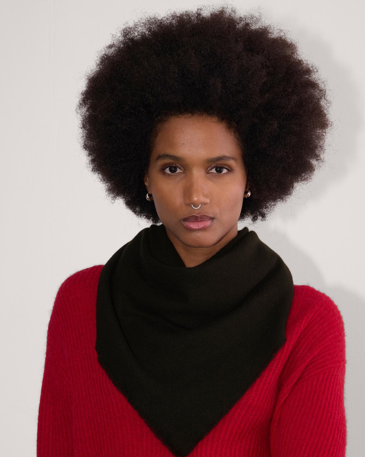 Mens Feather Cashmere Bandana Sweater by Everlane Product Image