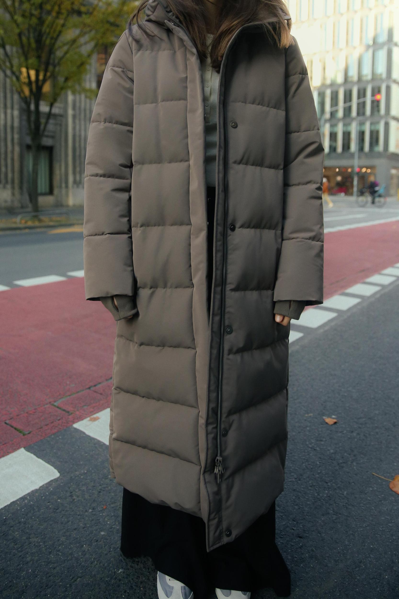 WATER AND WIND PROTECTION LONGLINE HOODED DOWN JACKET Product Image