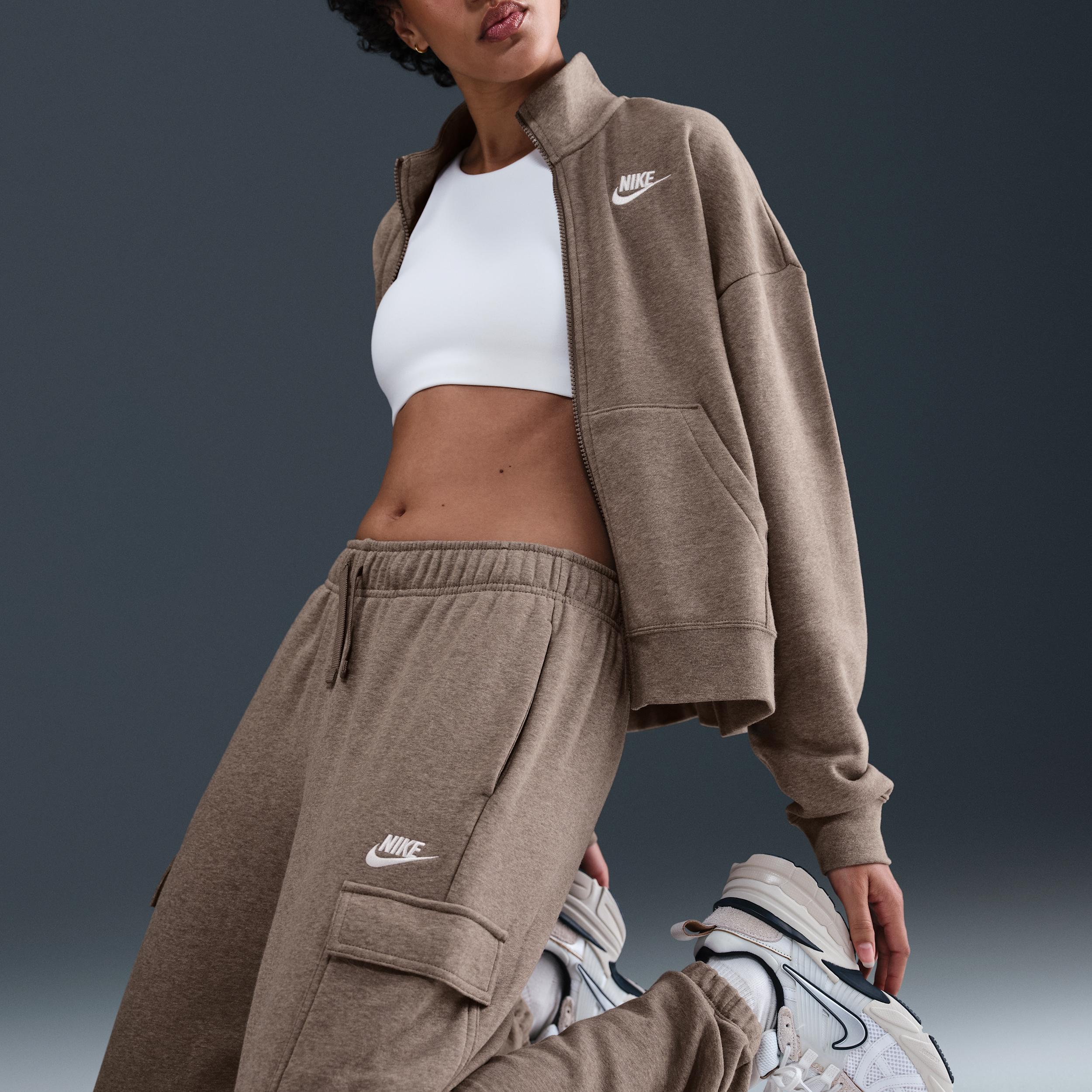 Womens Nike Sportswear Club Fleece Mid-Rise Oversized Cargo Sweatpants | DQ5196-214 Product Image