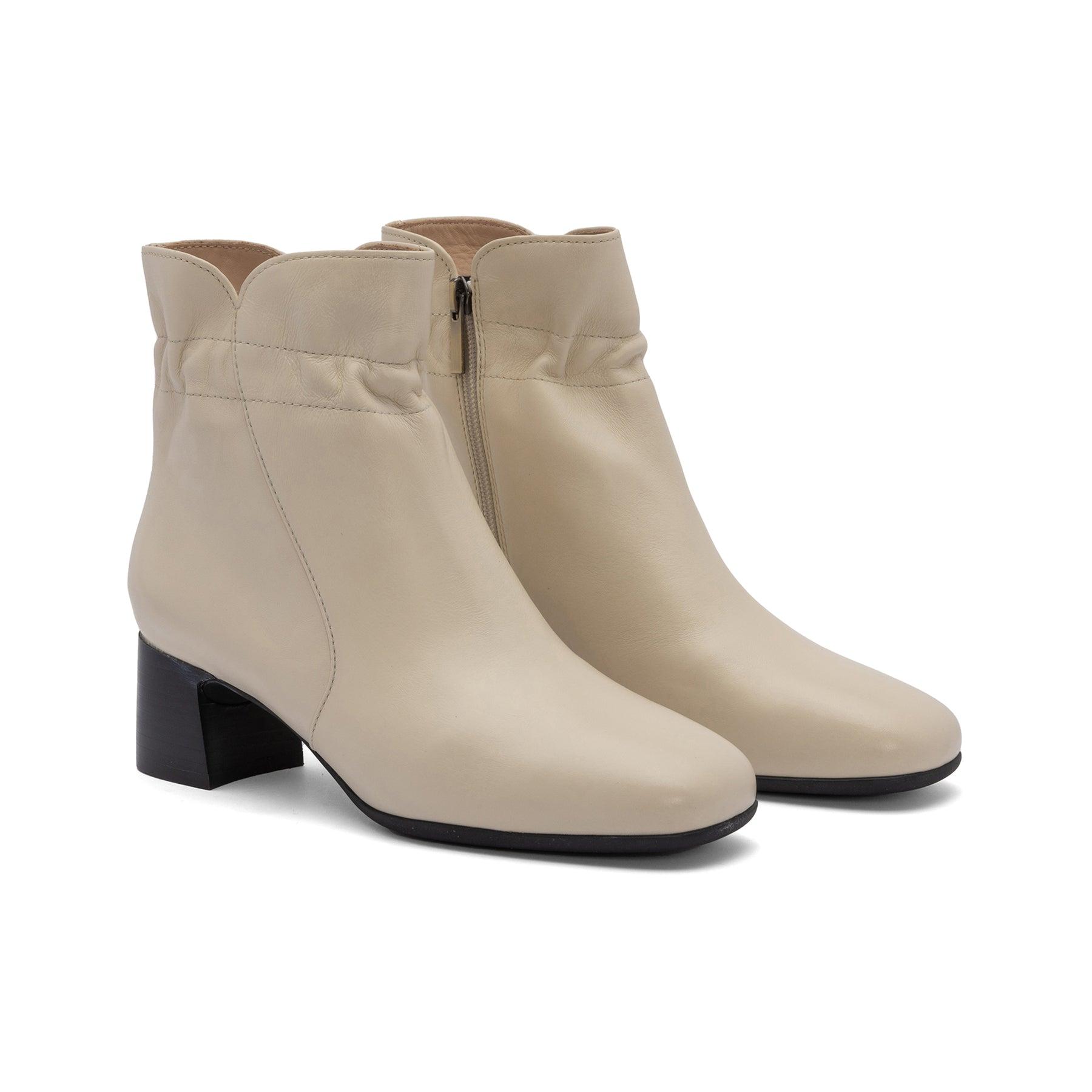 Avenue Mid Female Product Image