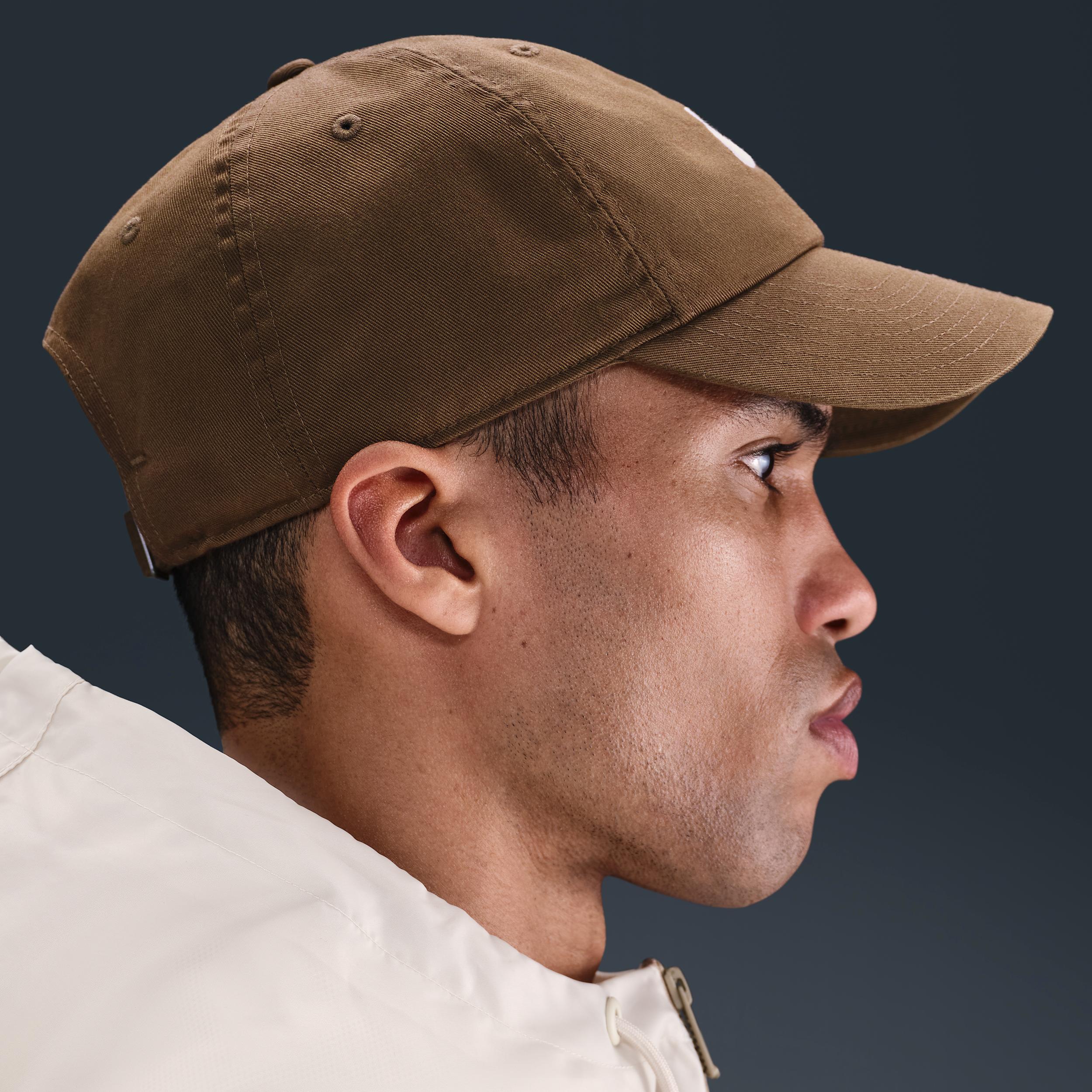 Nike Unisex Club Unstructured Futura Wash Cap | FB5368-235 Product Image