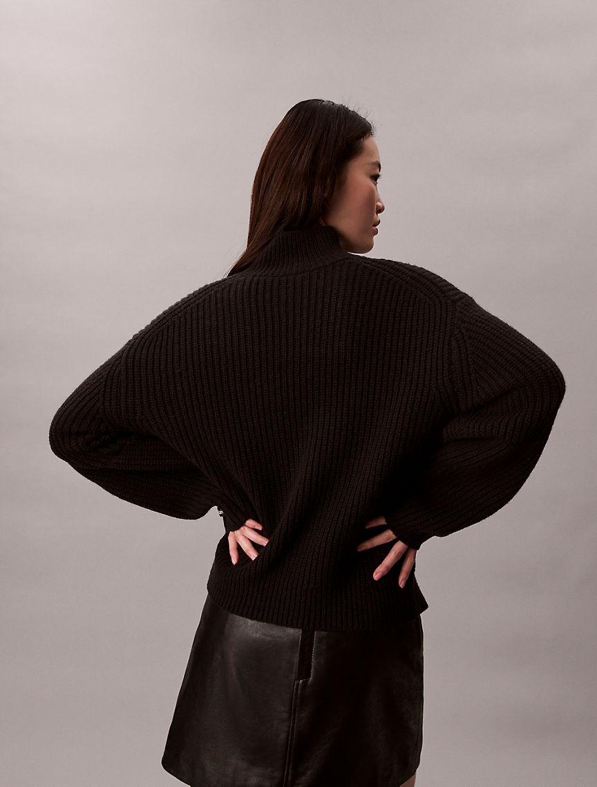 Rib Chunky Relaxed Turtleneck Sweater Product Image