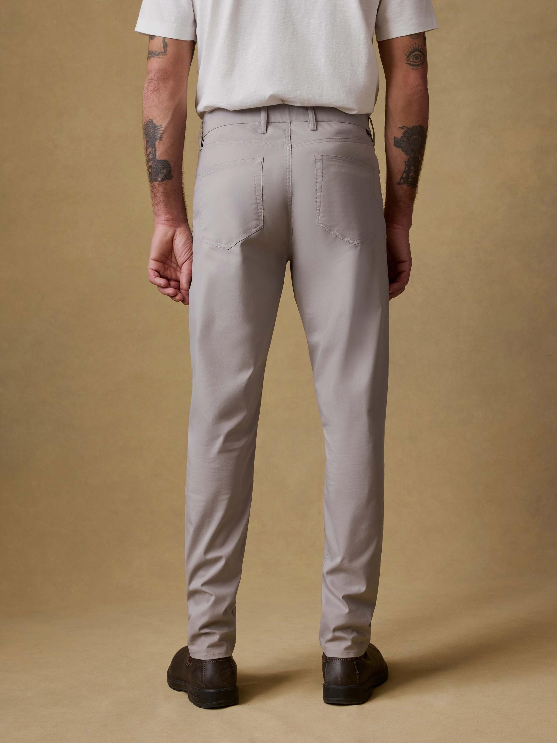 Movement™ 5-Pocket Pant - Fossil Male Product Image