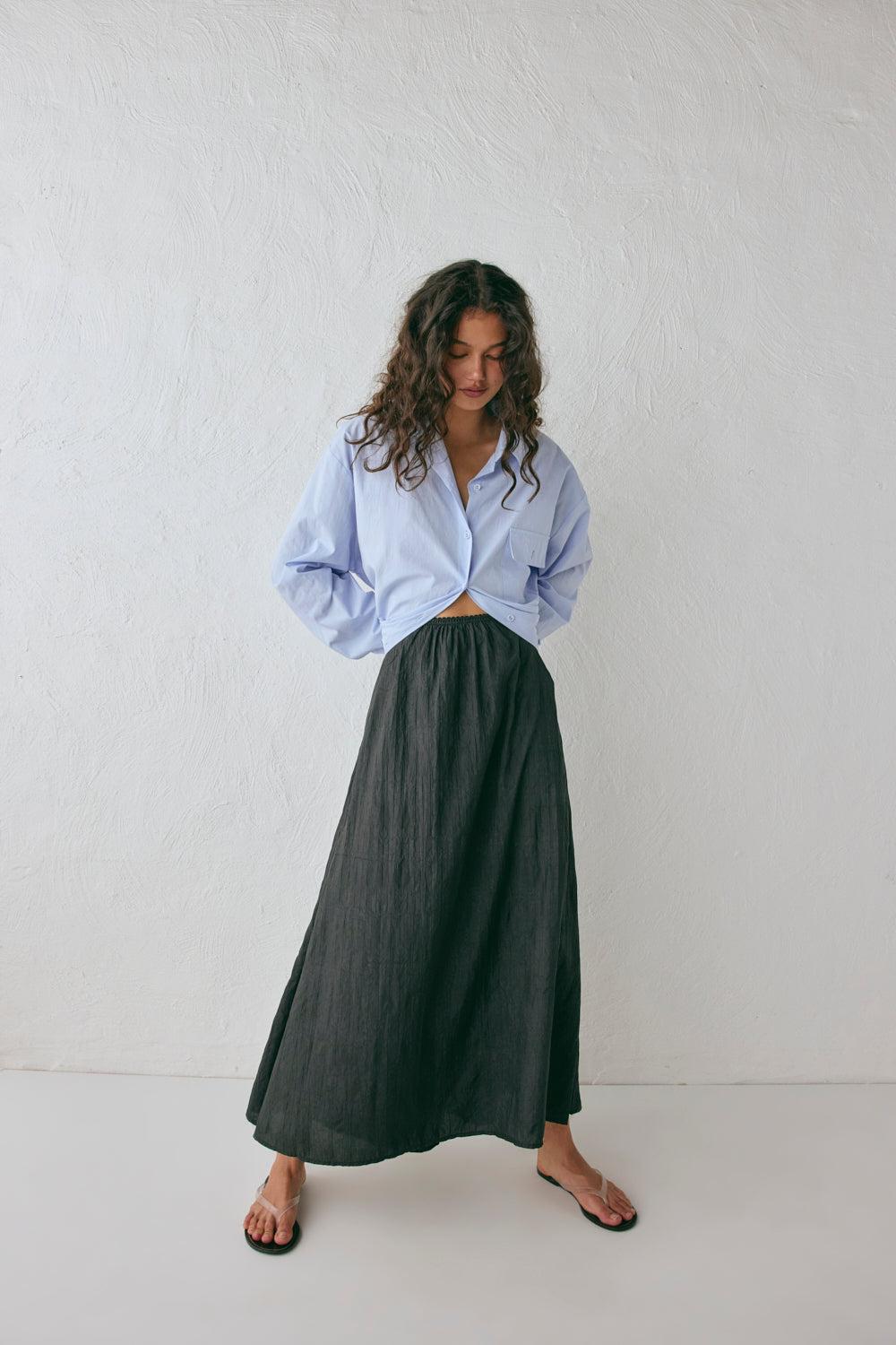 Solara Midi Skirt Black Product Image