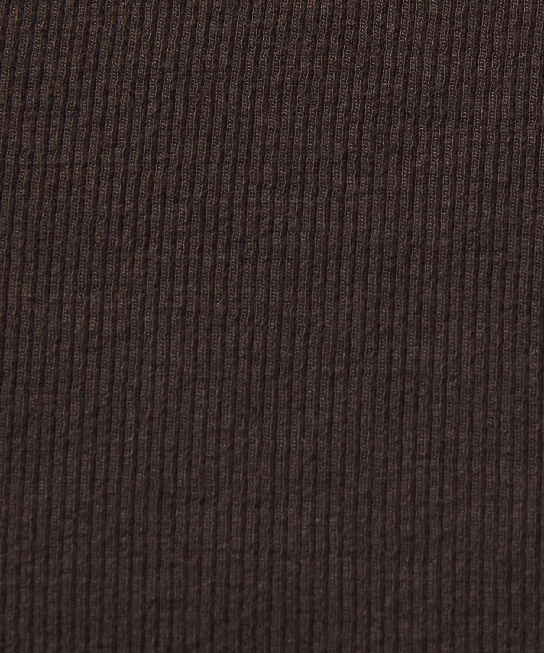 Hold Tight Straight-Hem Cropped Long-Sleeve Shirt Product Image