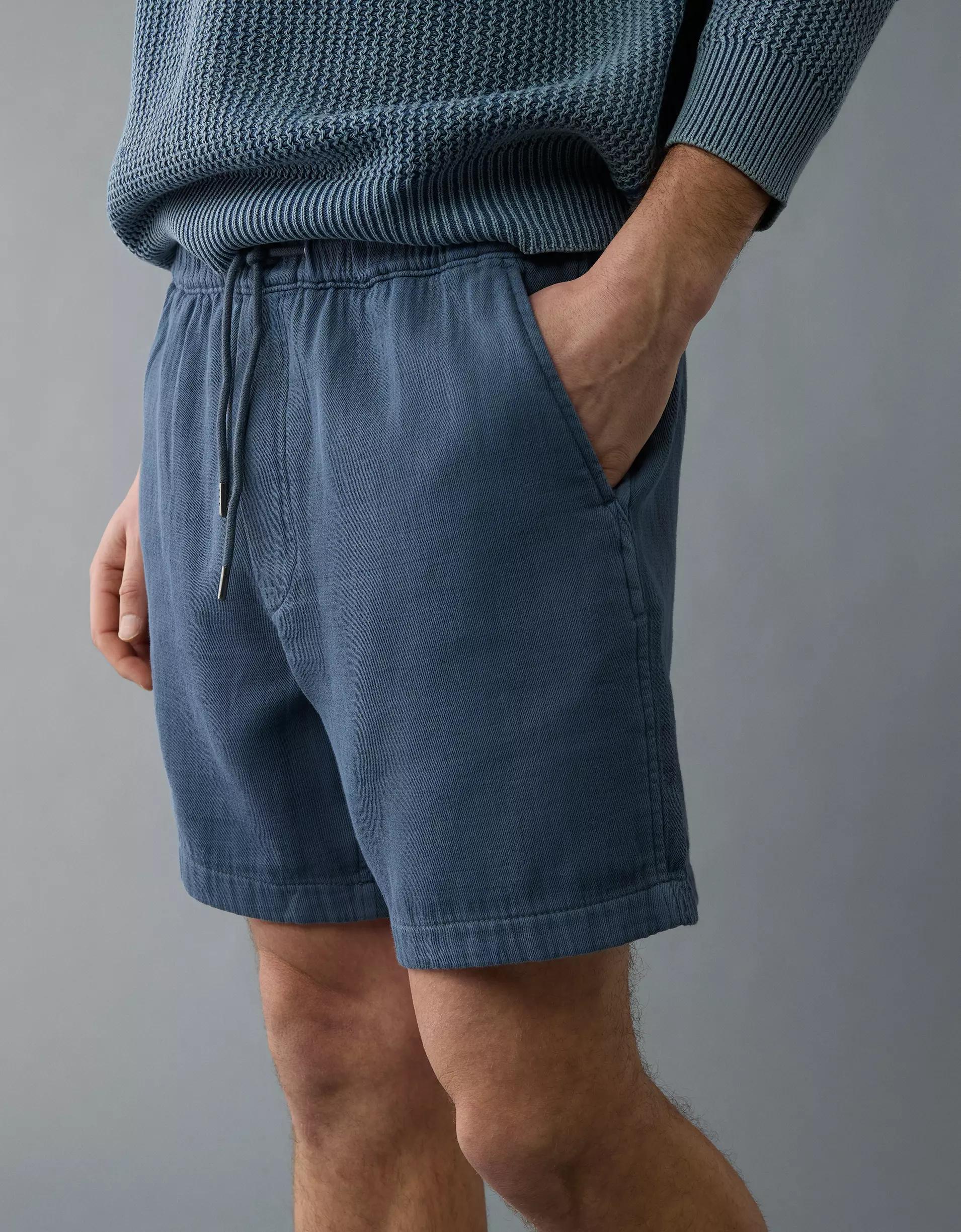 AE 7" Lived-In Trekker Short Product Image