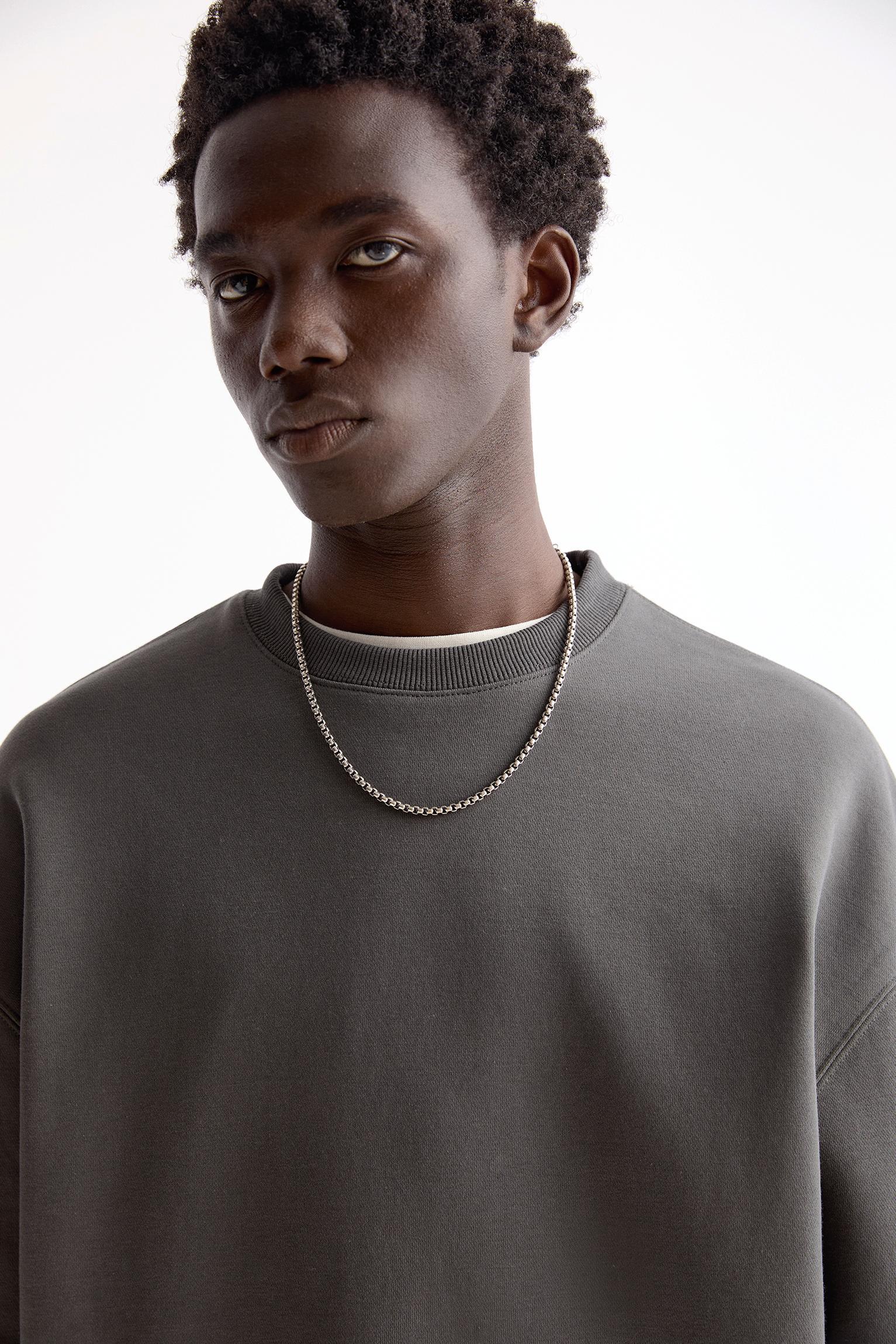 Basic crew neck sweatshirt Product Image