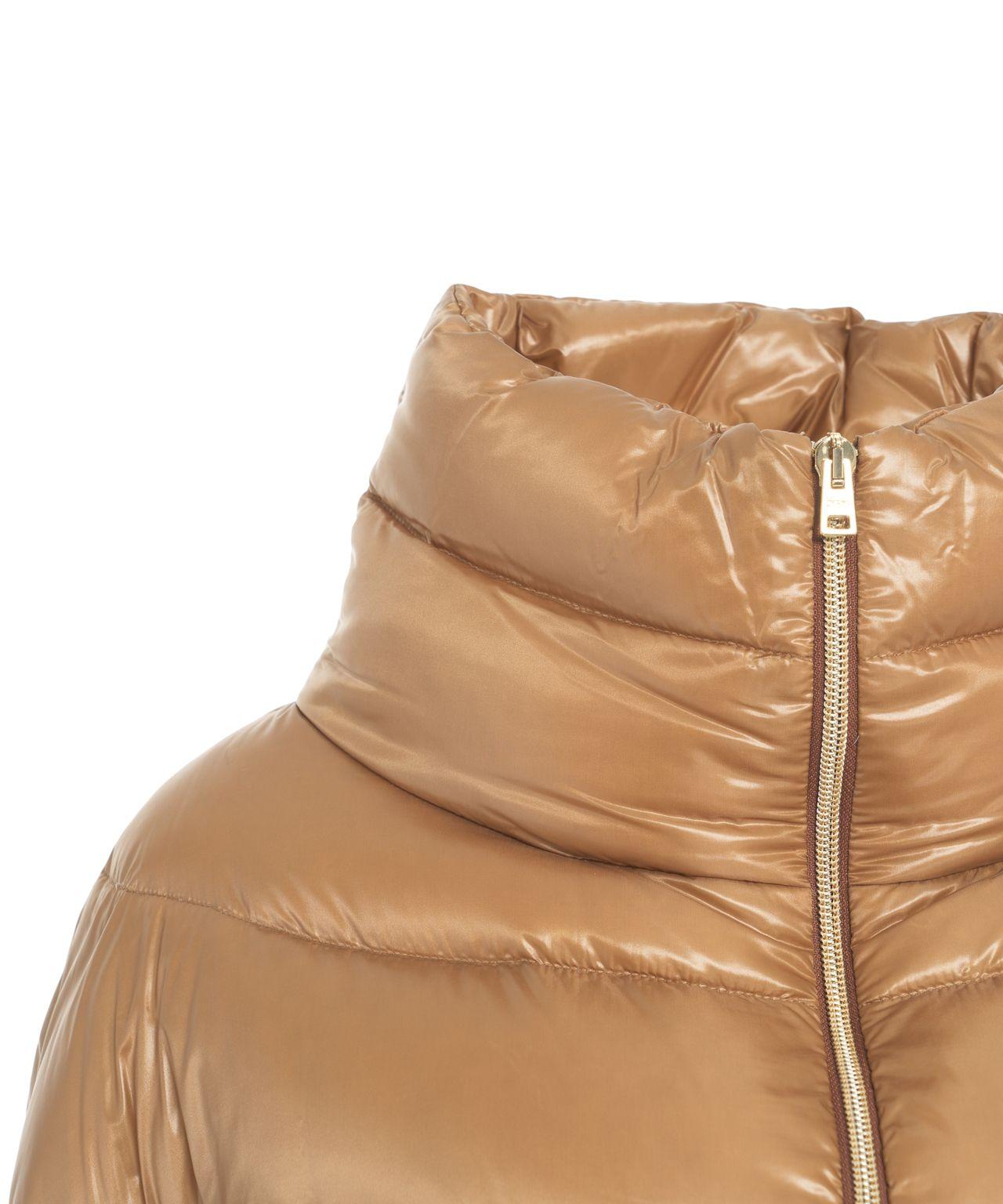 Puffer jacket with stand-up collar Product Image