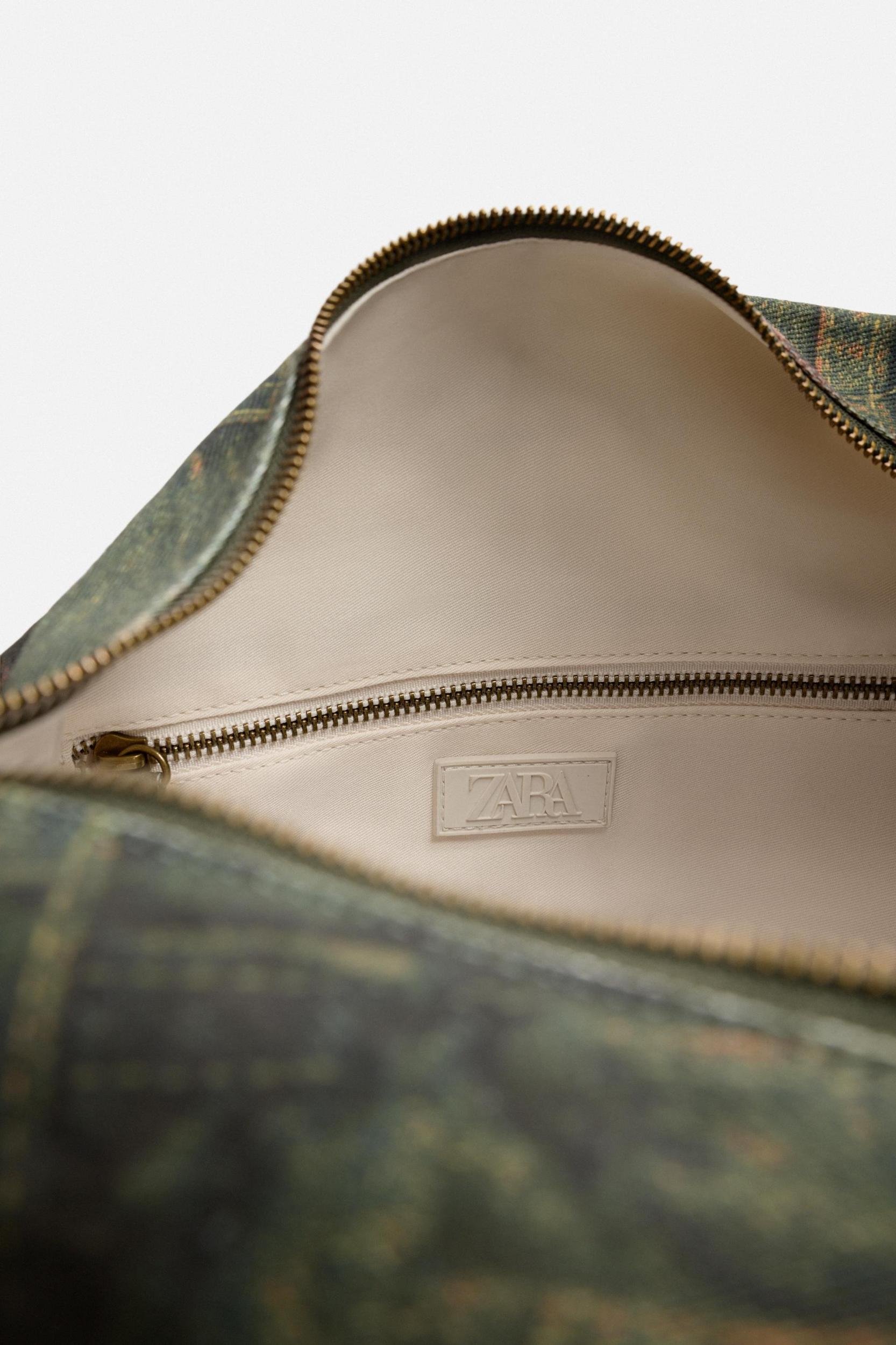 DENIM PRINT SHOULDER BAG Product Image