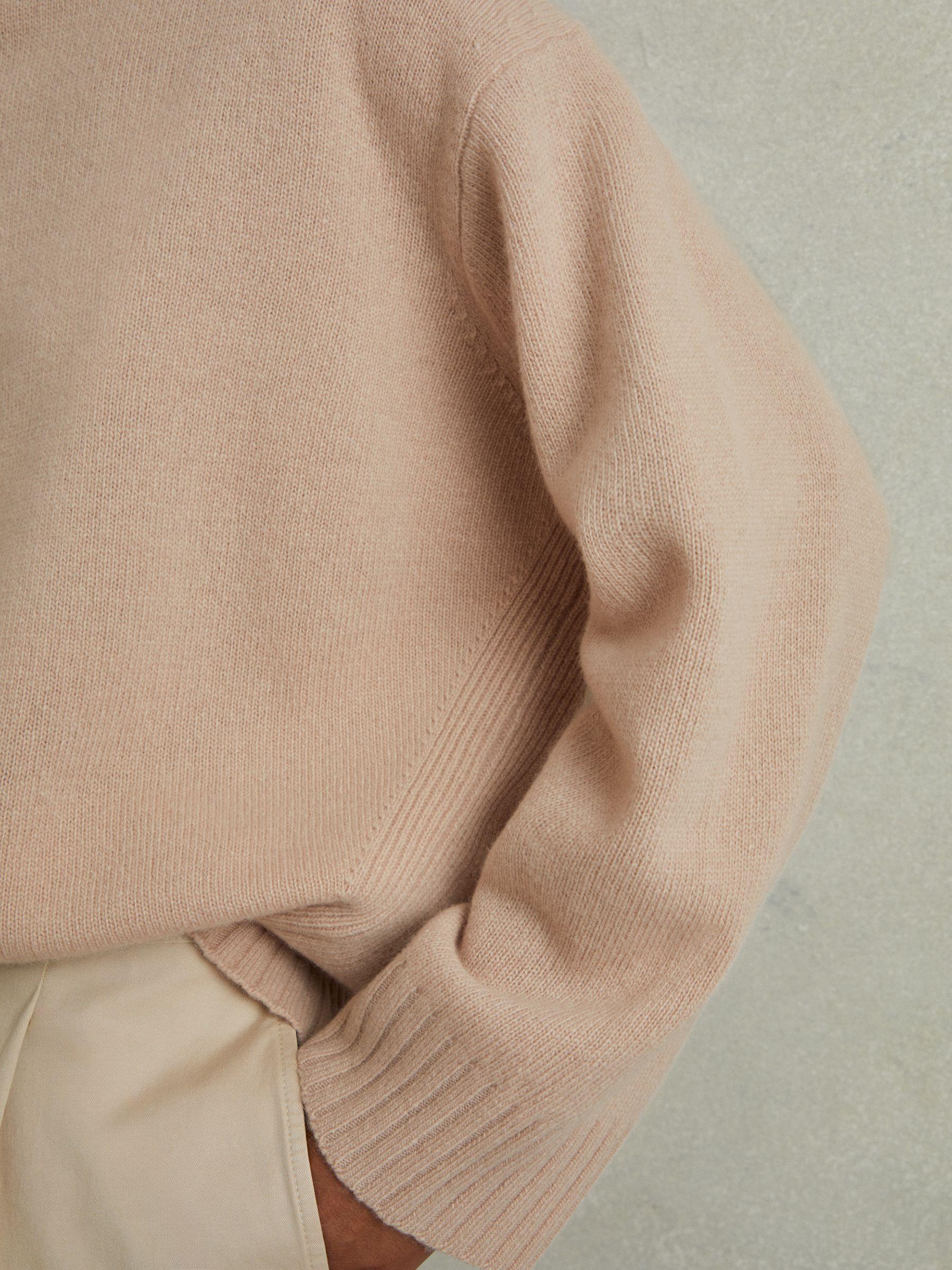 Wool-Cashmere Crew Neck Jumper in Mink Product Image