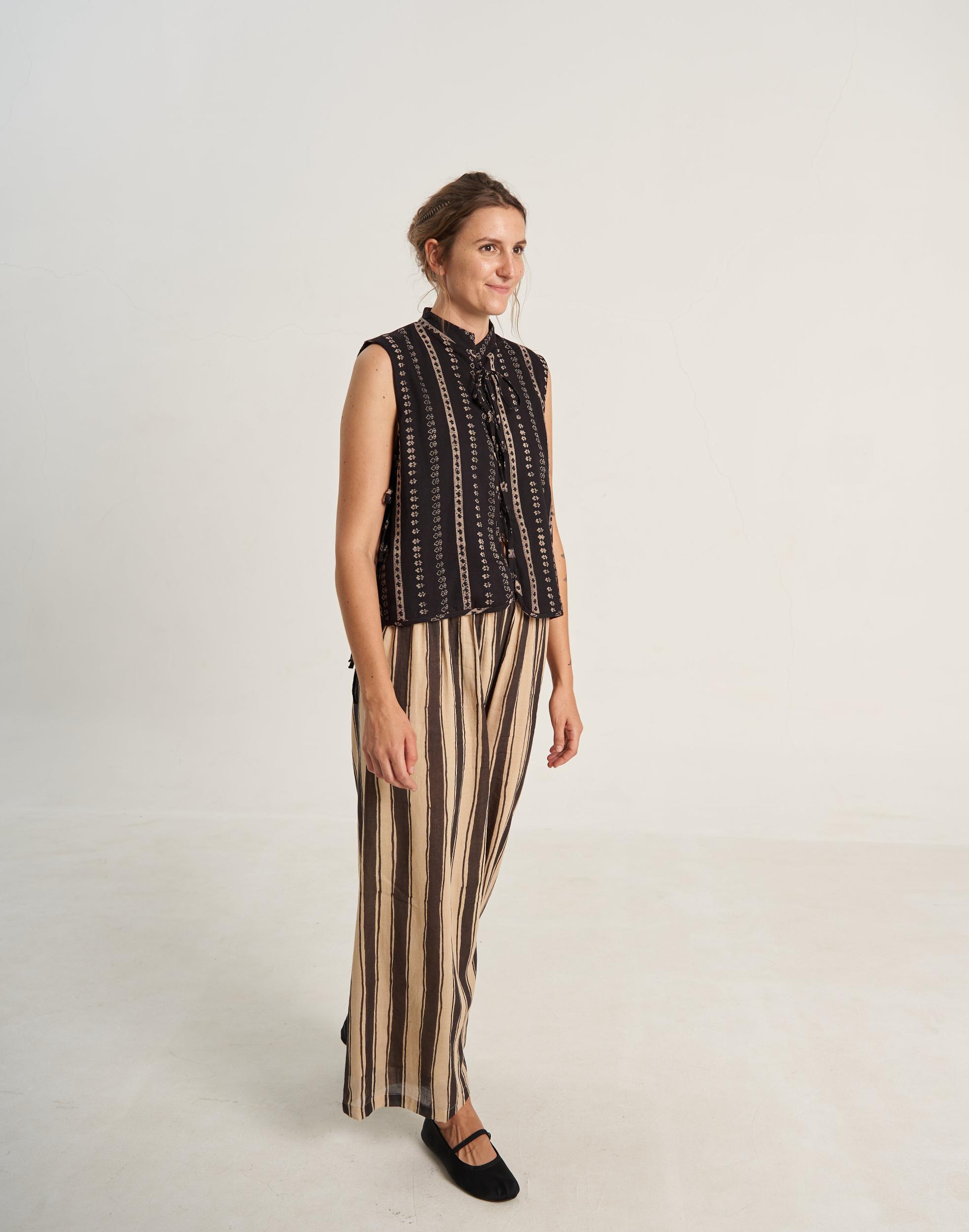 Zebra Stroll Pants Product Image