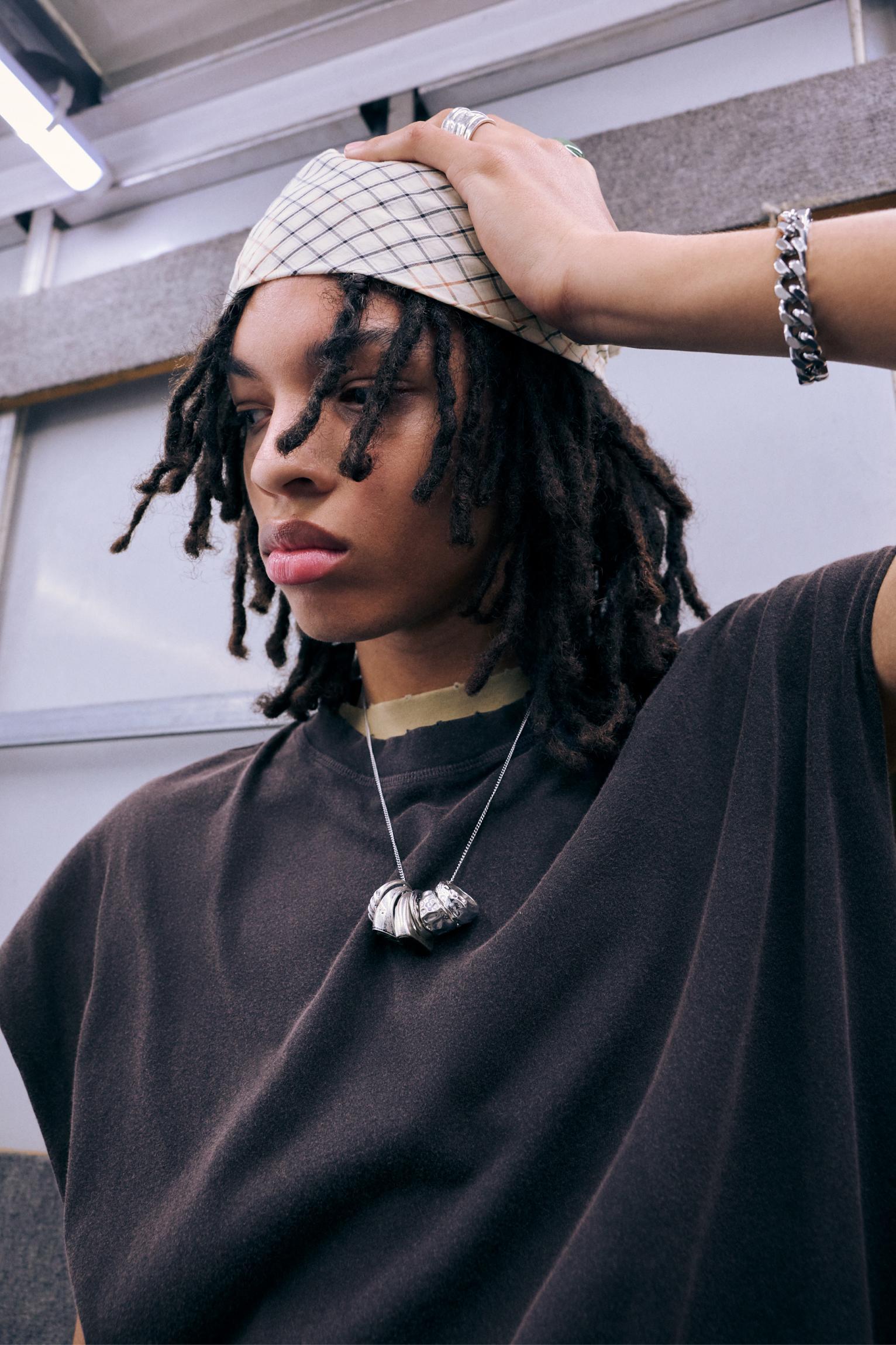 Washed sleeveless T-shirt Product Image