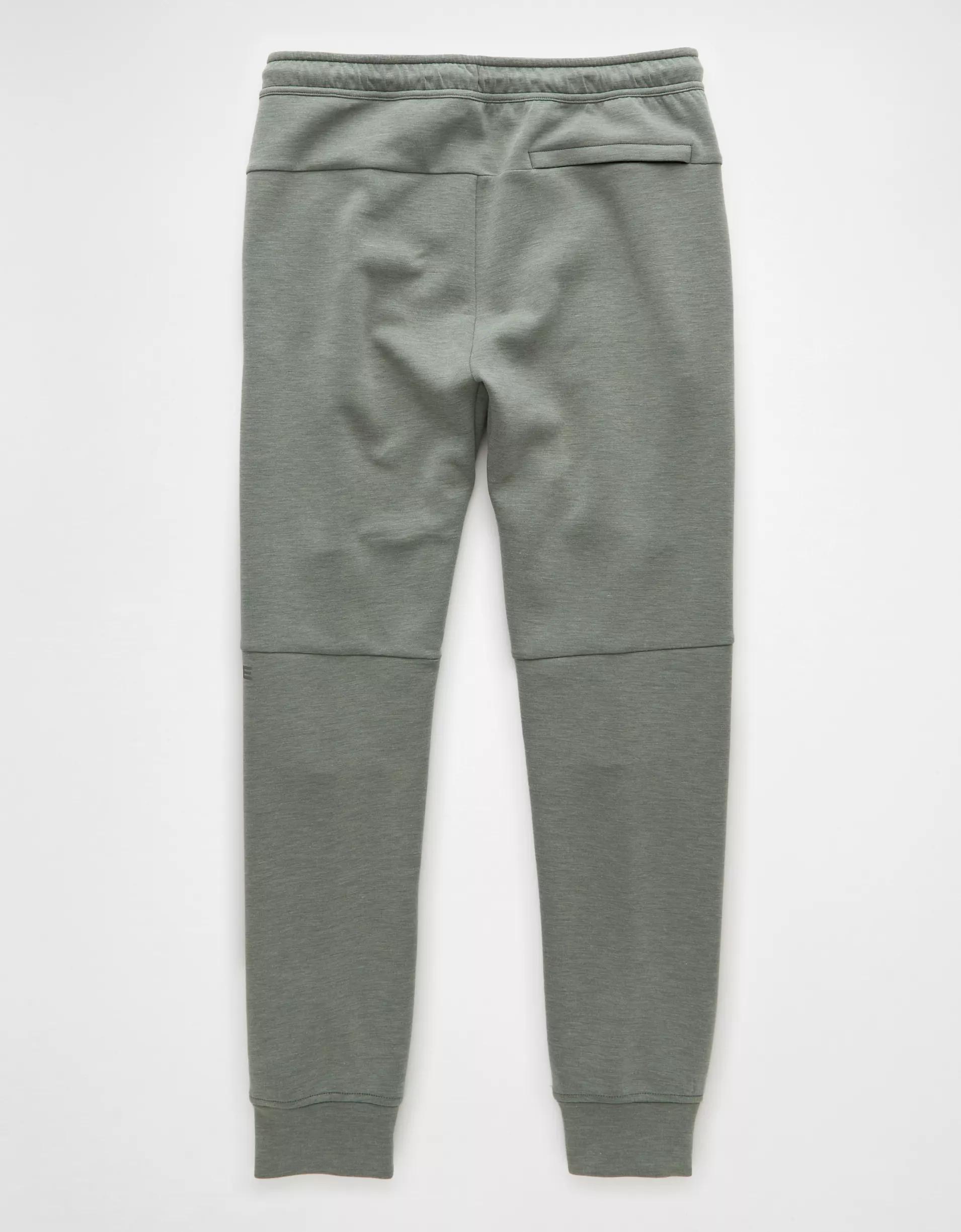 AE 24/7 Jogger Product Image