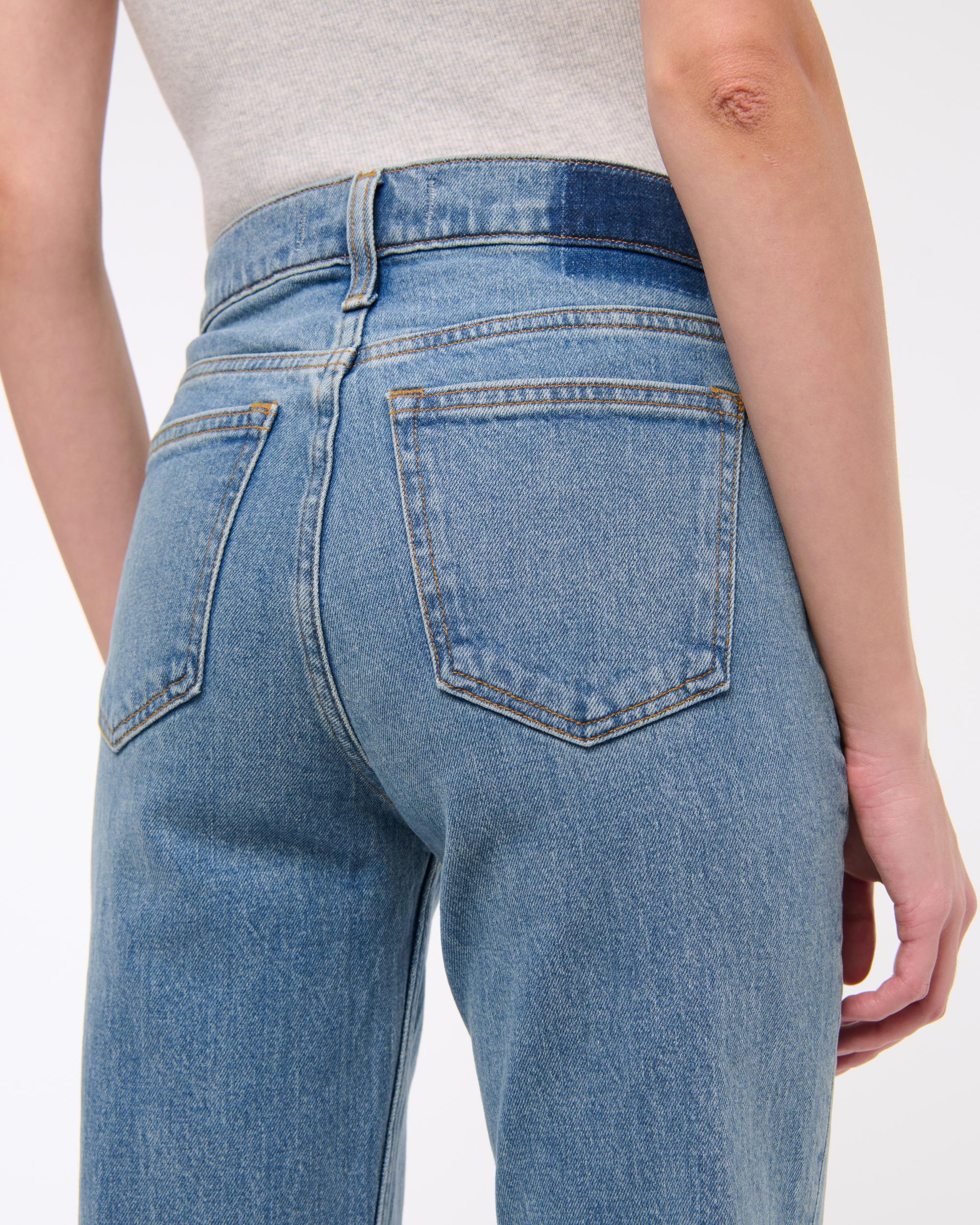 Mid Rise 90s Straight Jean Product Image