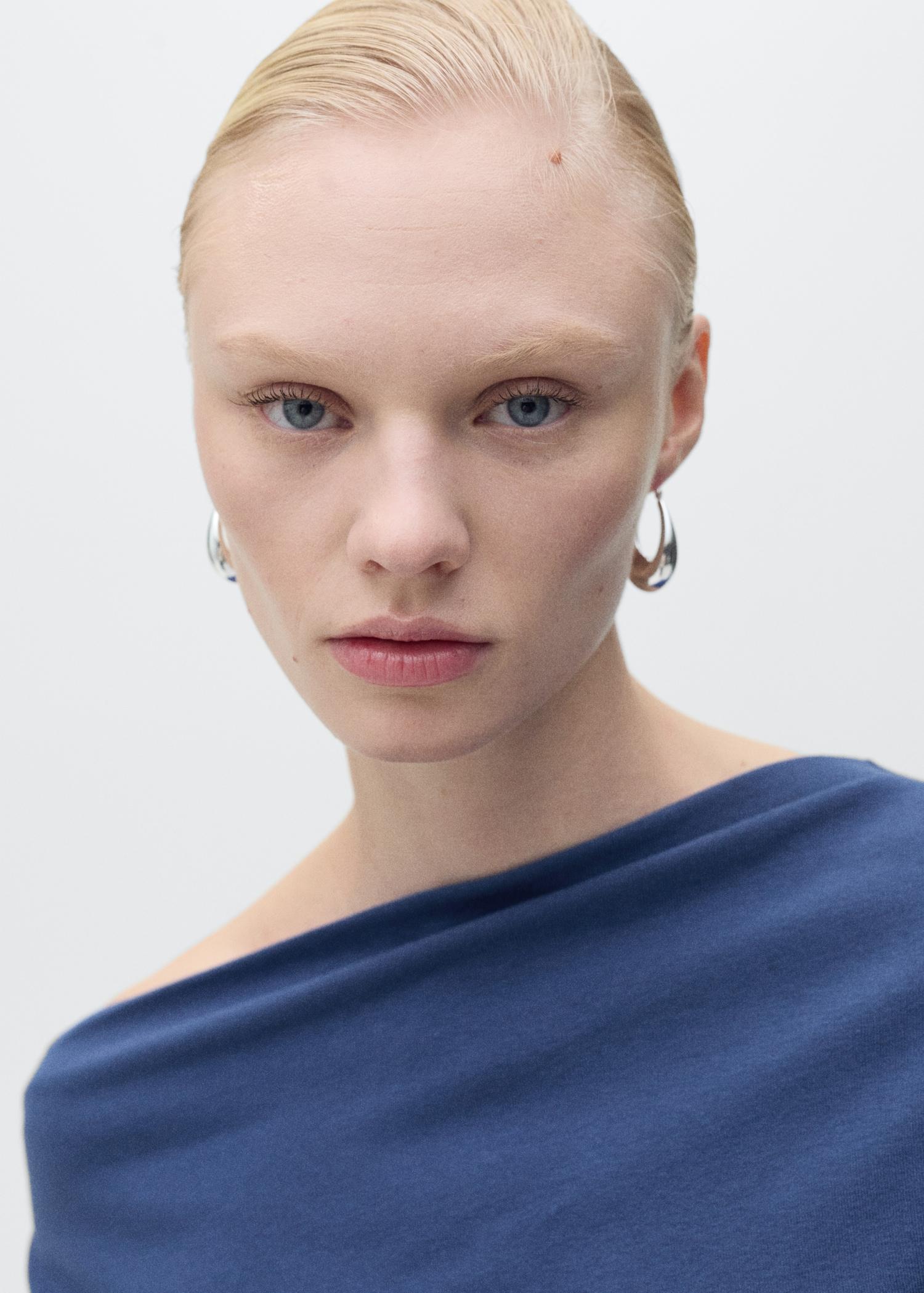 Asymmetrical draped top - Women | MANGO USA Product Image