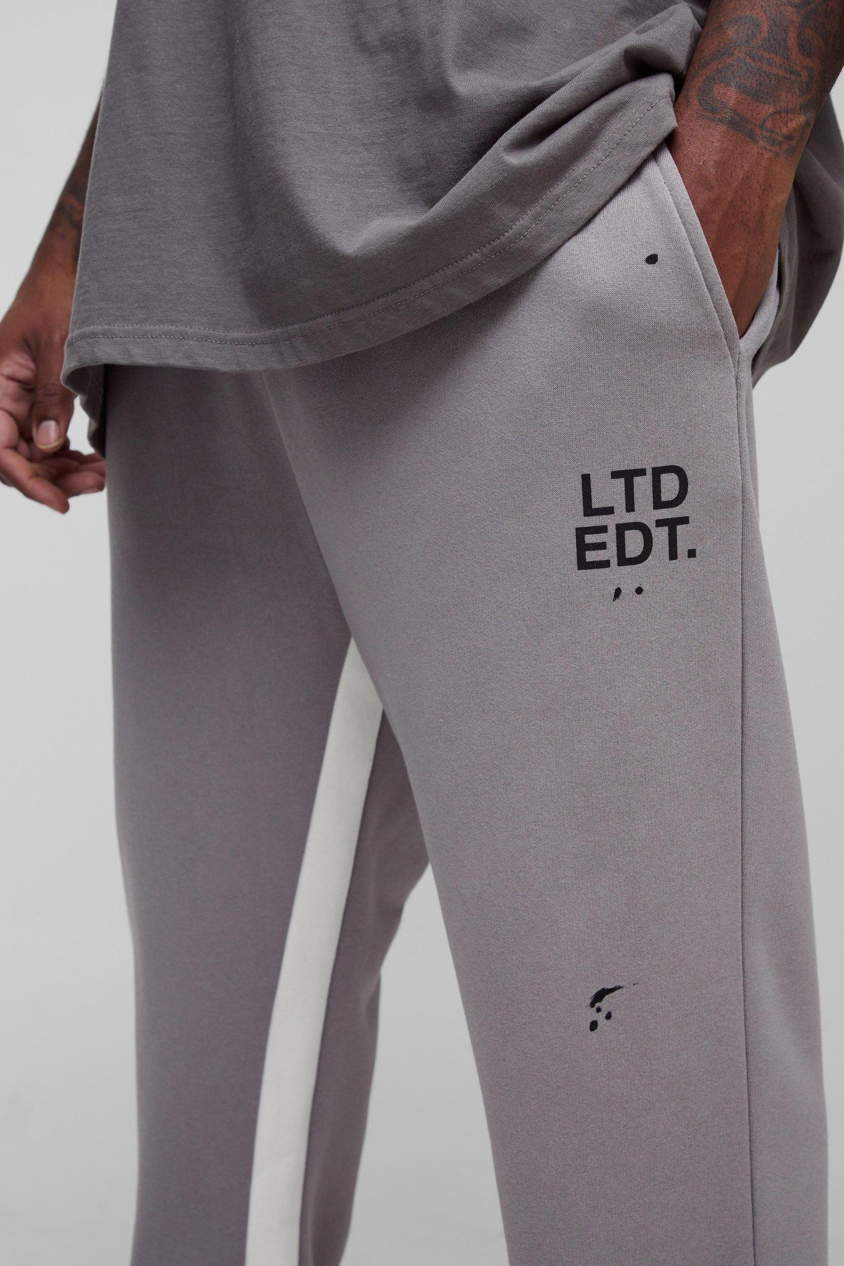 Plus Regular Fit Ltd Edt Paint Splatter Gusset Sweatpants | boohooMAN USA Product Image