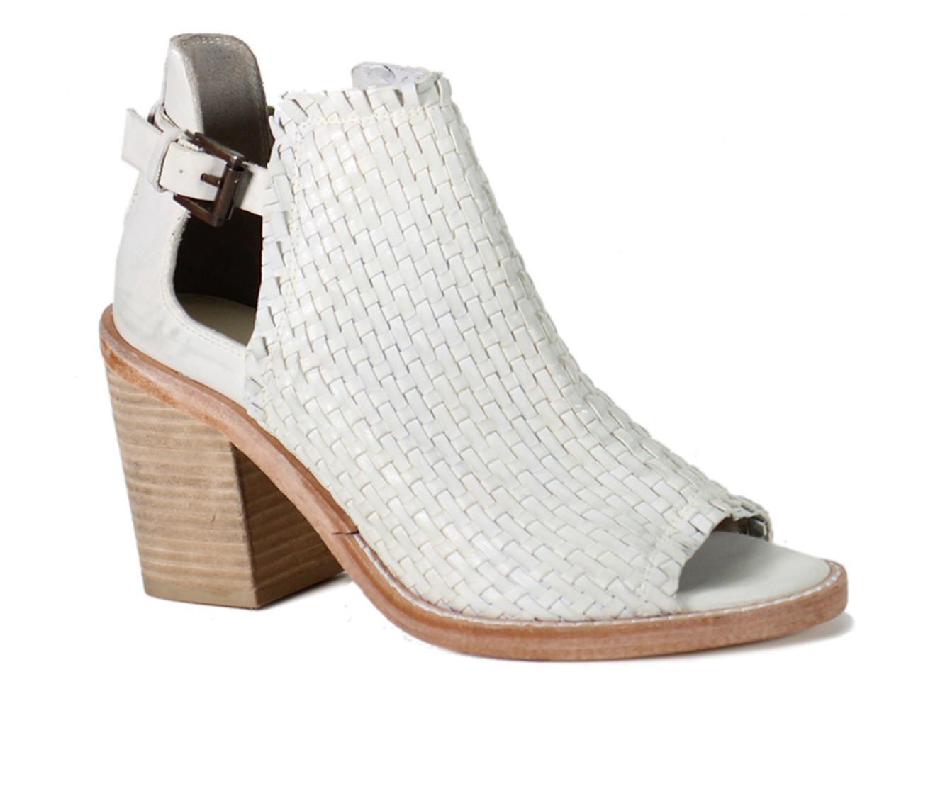 Women's DIBA TRUE Zest Fully Booties Product Image