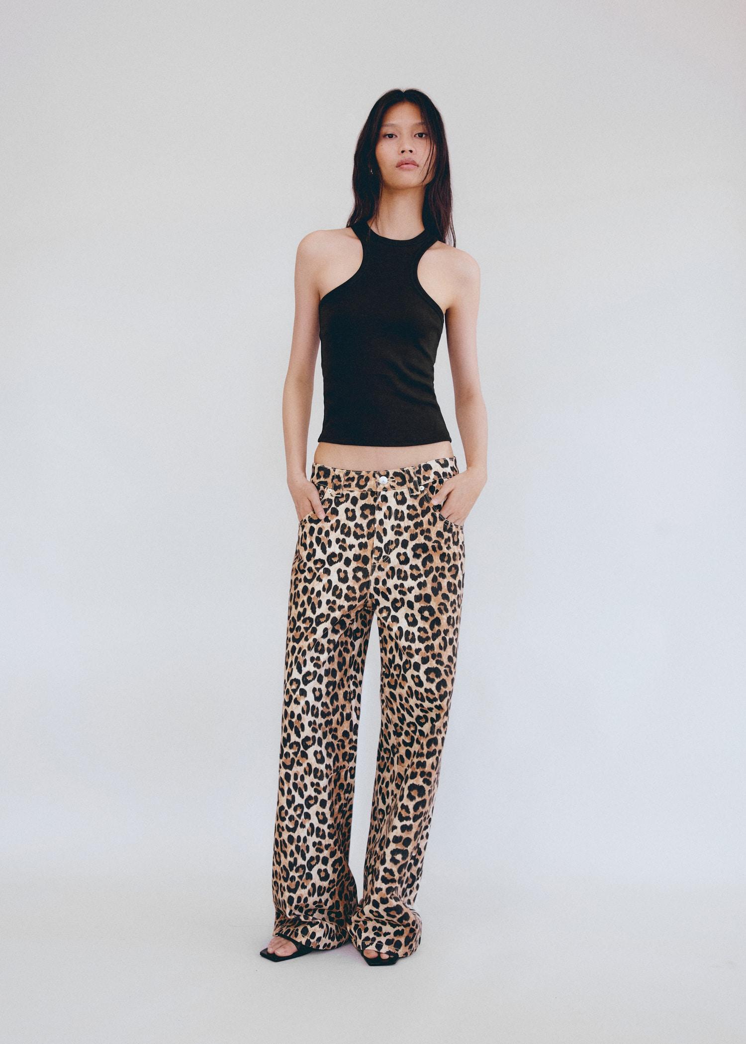 Ribbed cotton-blend top - Women | MANGO USA Product Image