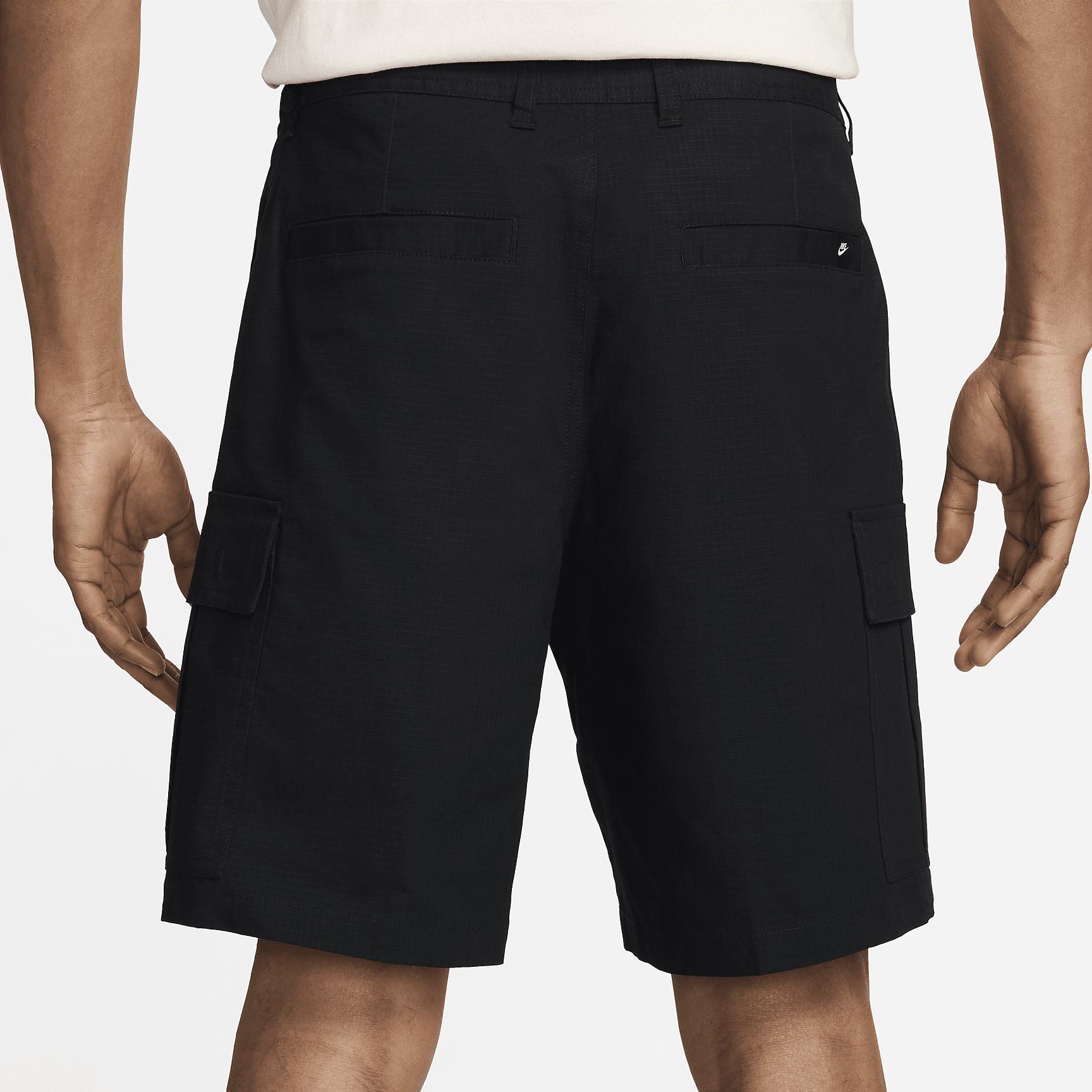 Nike Club Men's Woven Cargo Shorts Product Image