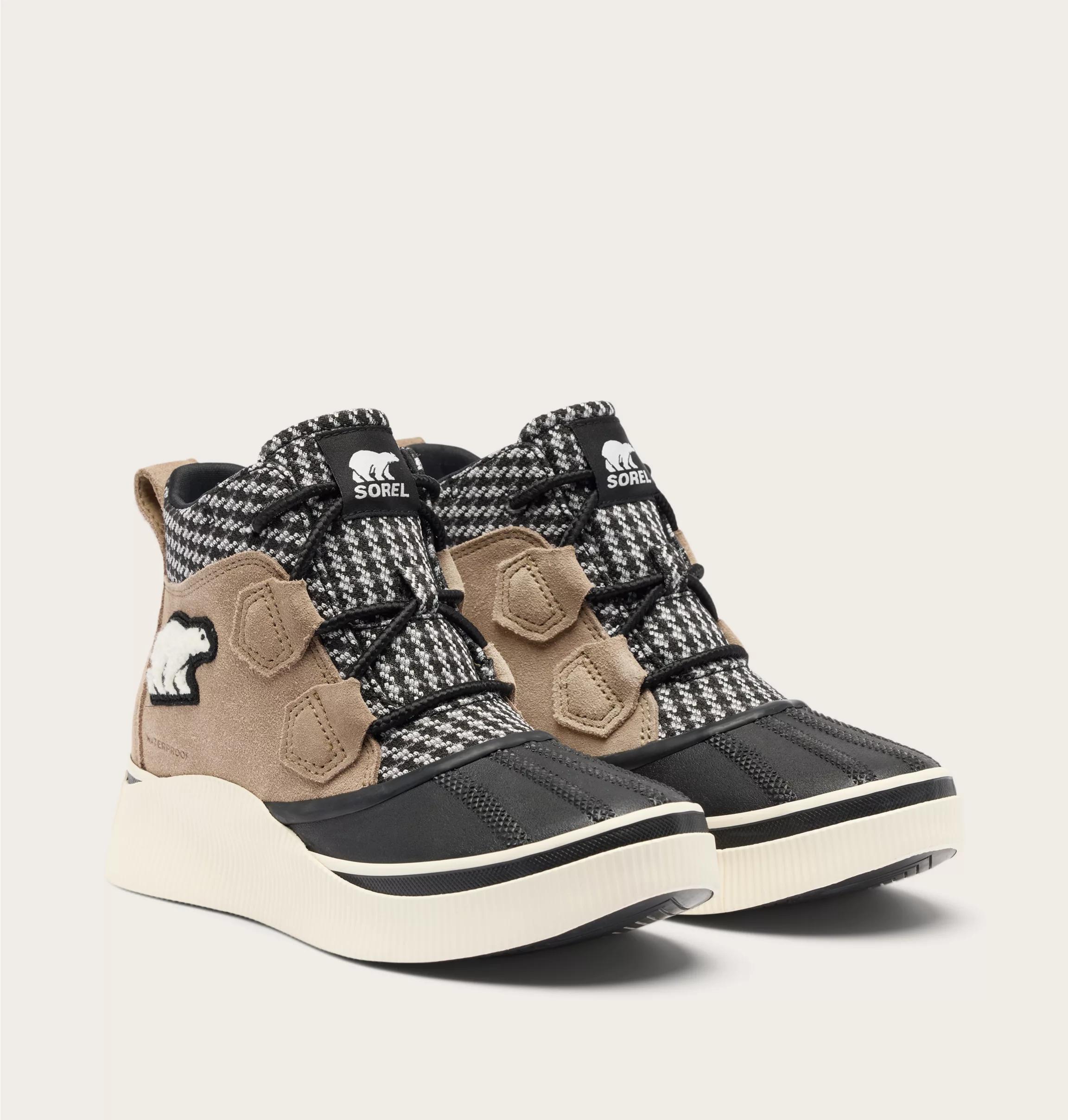 Varsity OUT N ABOUT™ IV Classic Waterproof Women's Boot Product Image