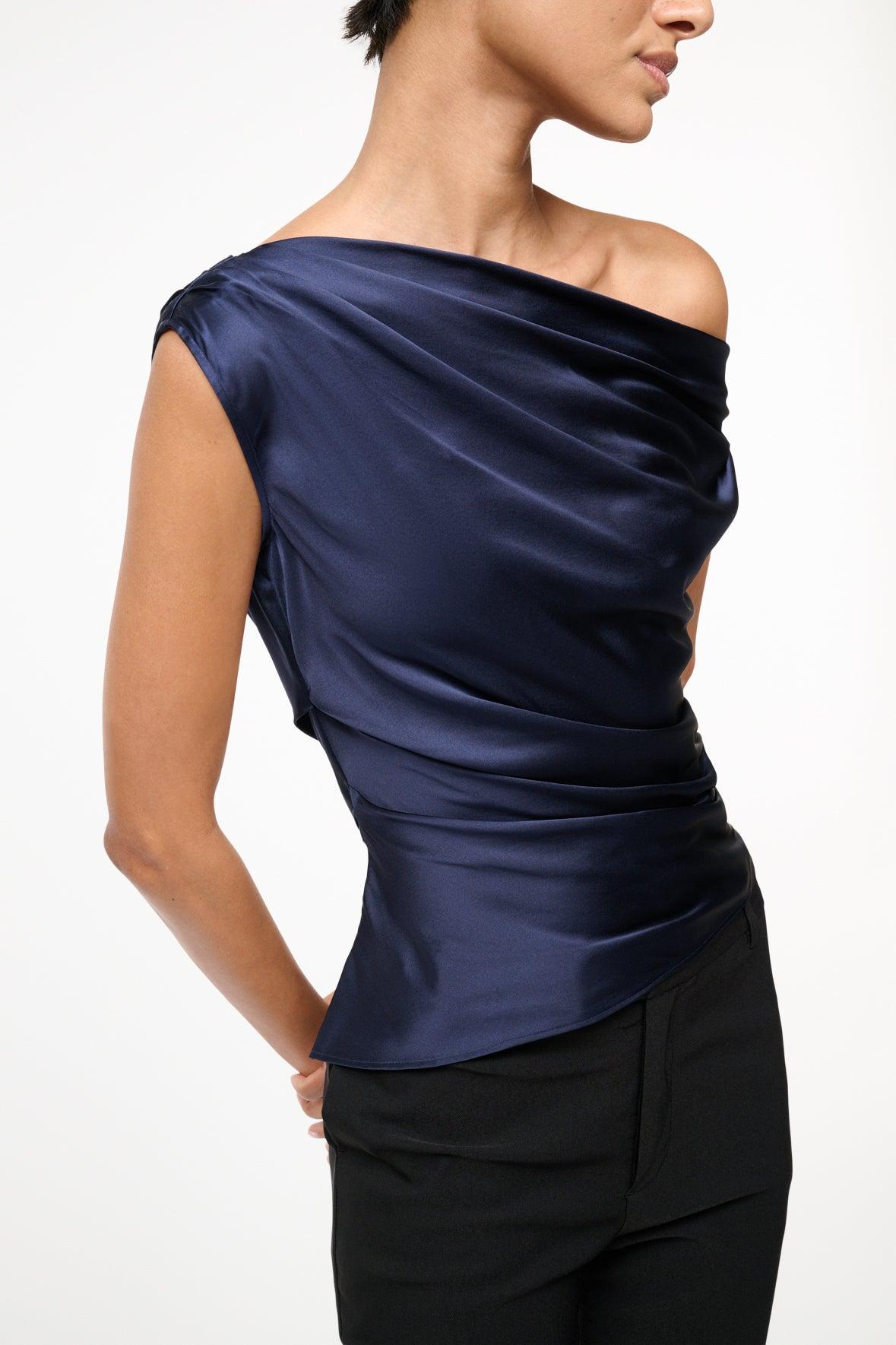 PHARE SILK TOP | NAVY Product Image