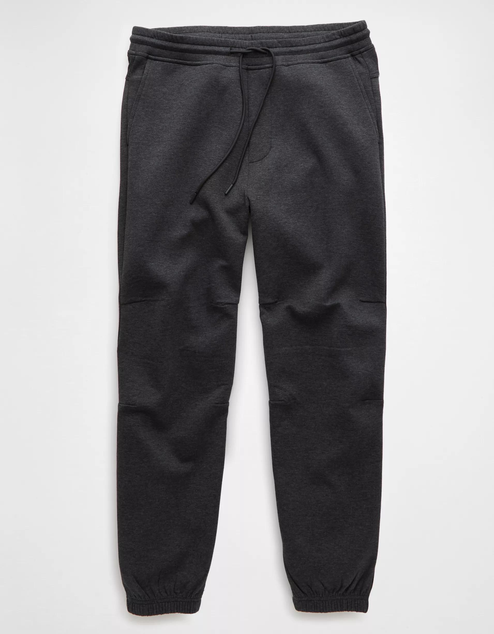 AE 24/7 Tech Fleece Jogger Product Image