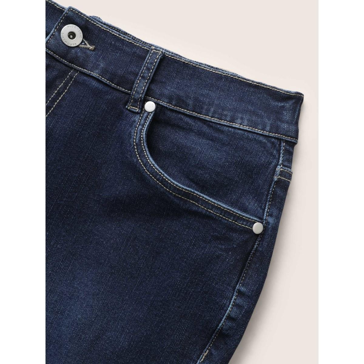 Plus Size Dark Wash Split Hem Quilted Denim Shorts Women Denimindigo Topstitching High stretch Everyday Slanted pocket Casual Denim Shorts BloomChic 10/M Product Image