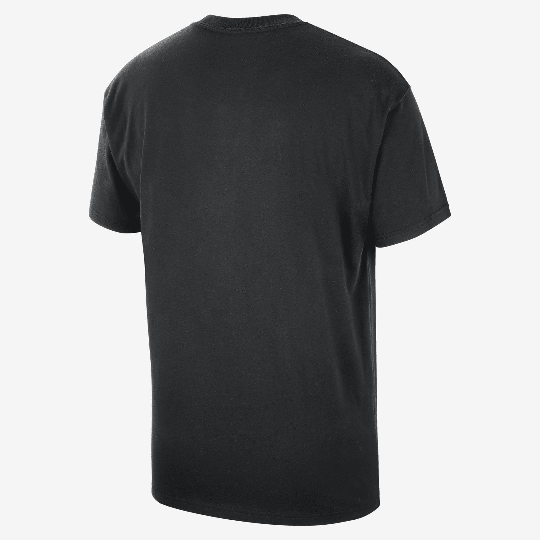 Milwaukee Bucks Essential Nike Men's NBA T-Shirt Product Image