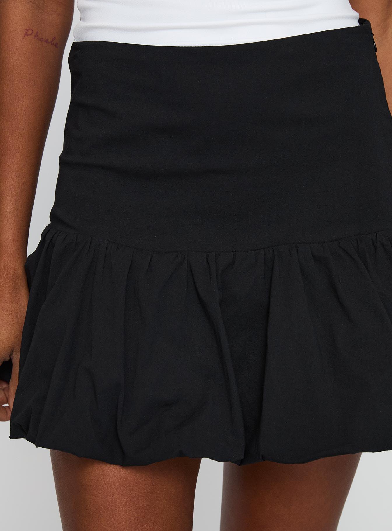 Leilana Bubble Hem Mini Skirt Black Product Image