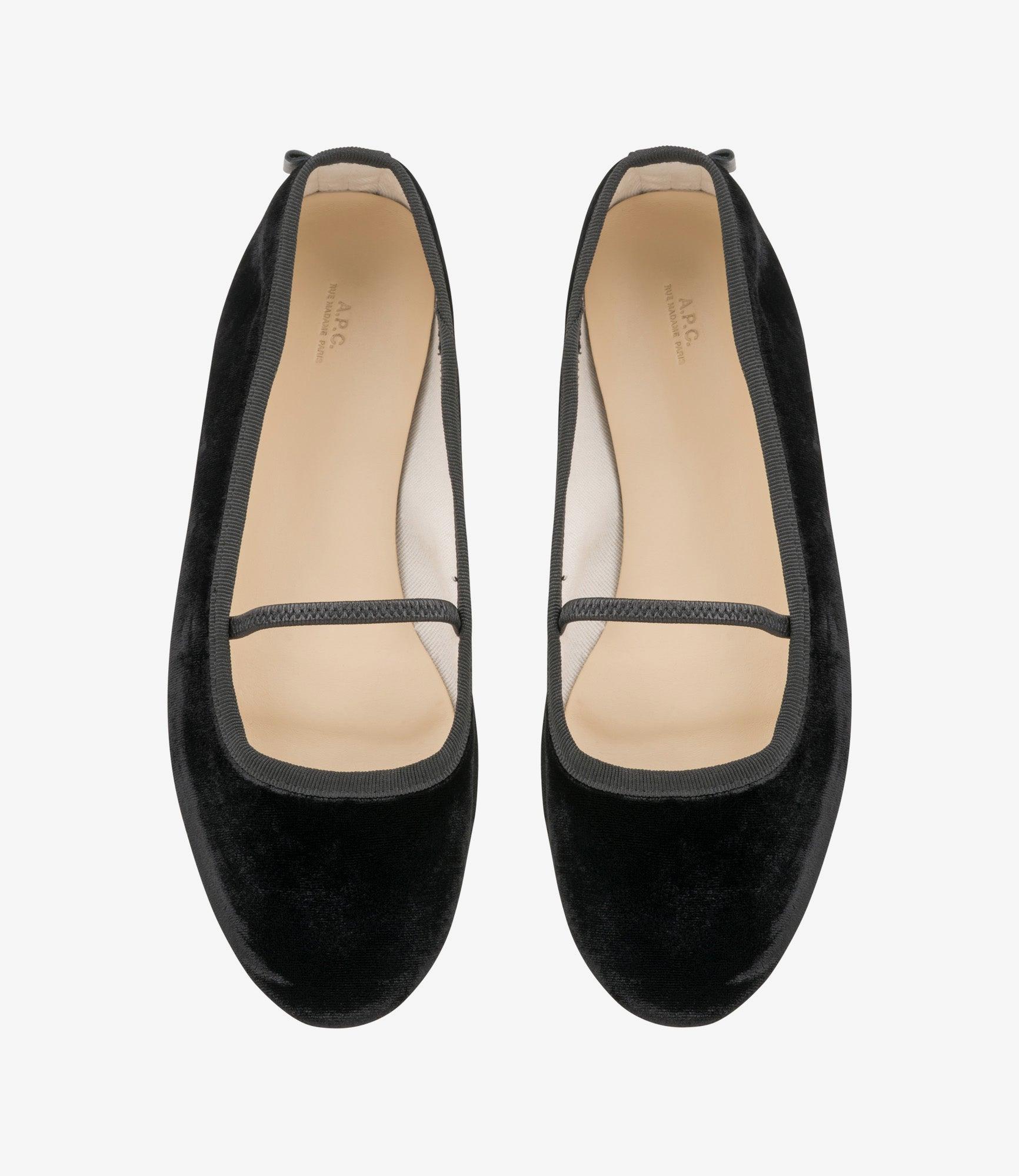 Swan ballet flats Female Product Image