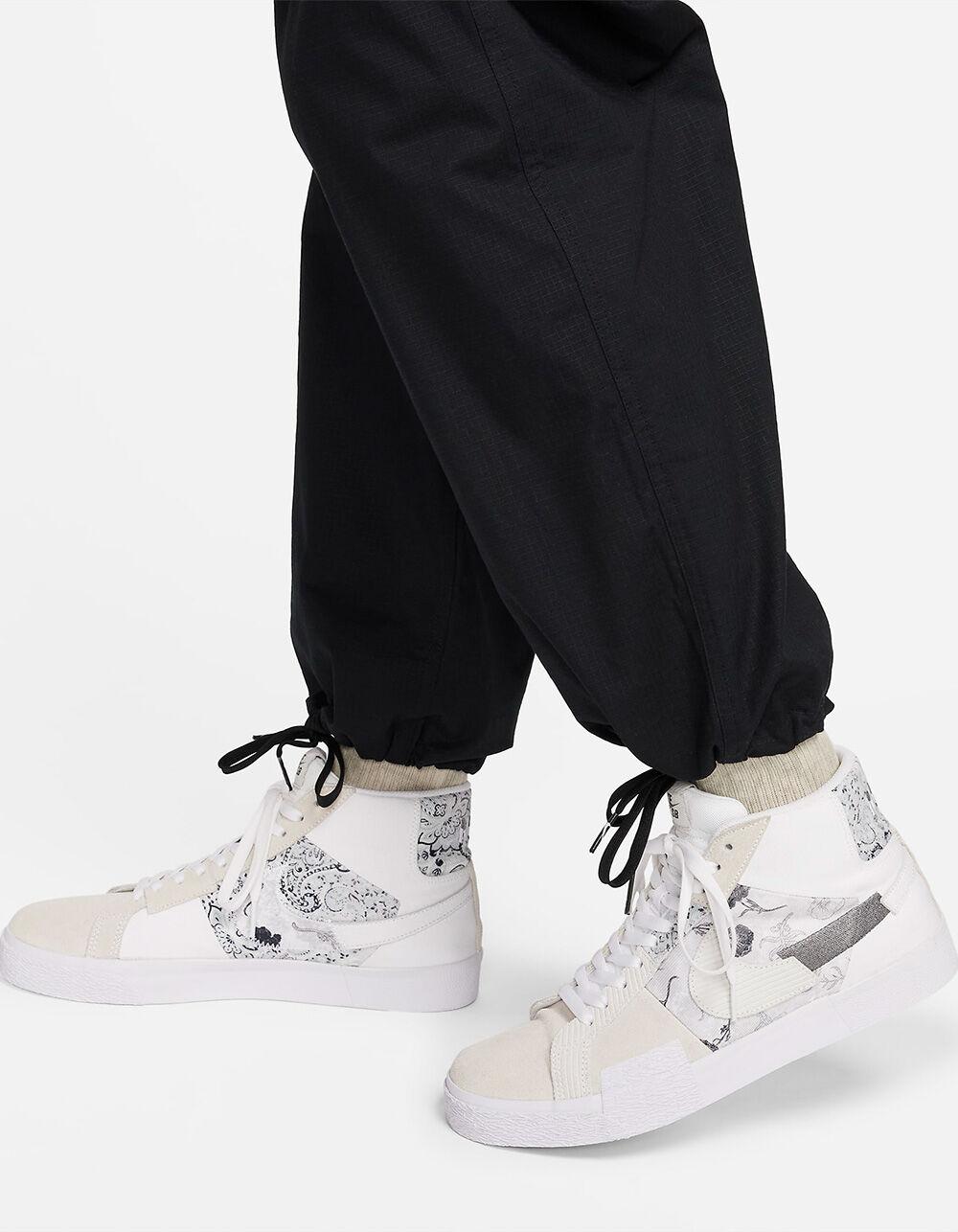 NIKE SB Kearny Mens Cargo Pants - BLACK Product Image