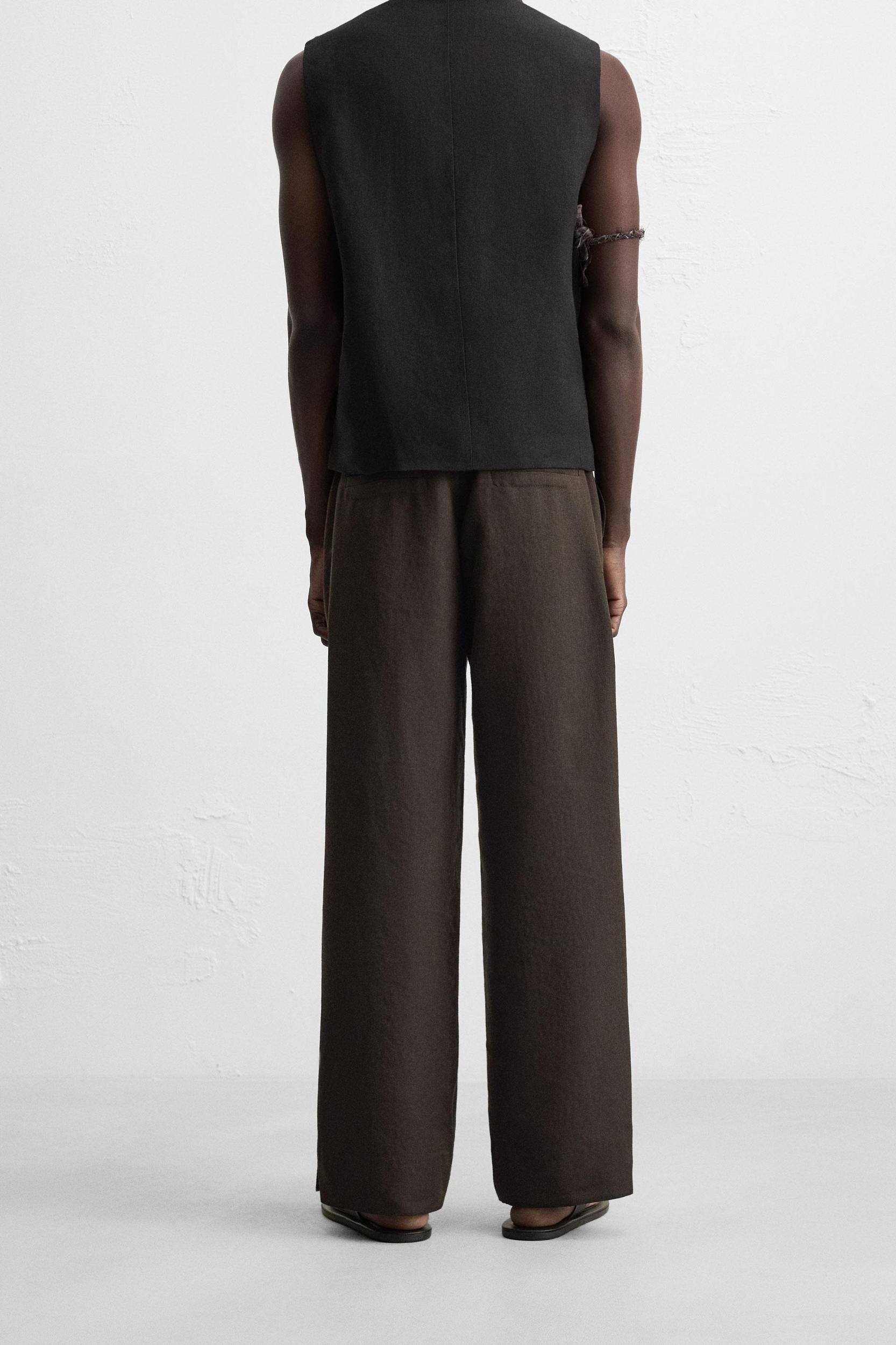 RELAXED FIT VENTED PANTS Product Image