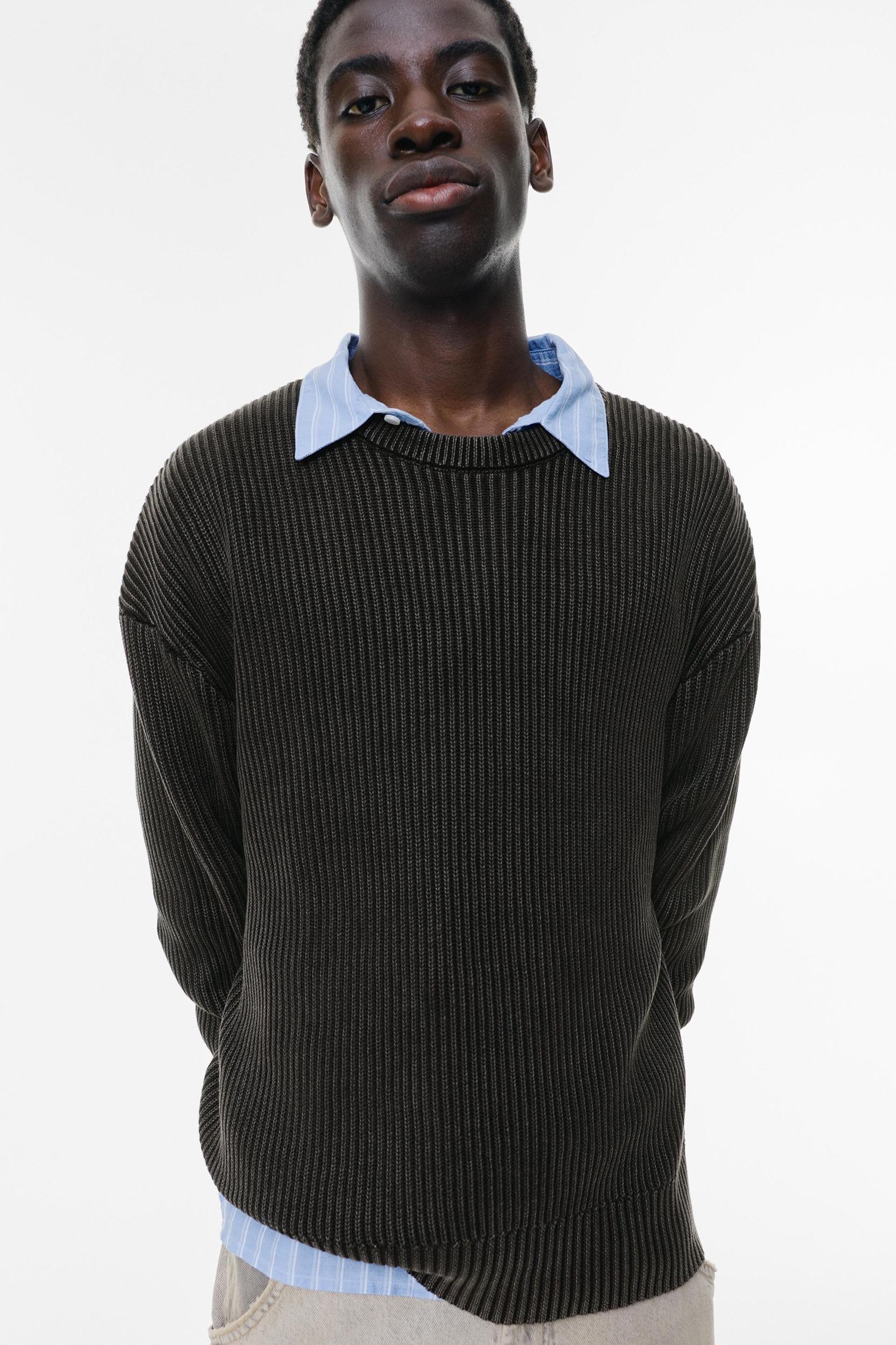 Acid wash knit jumper Product Image