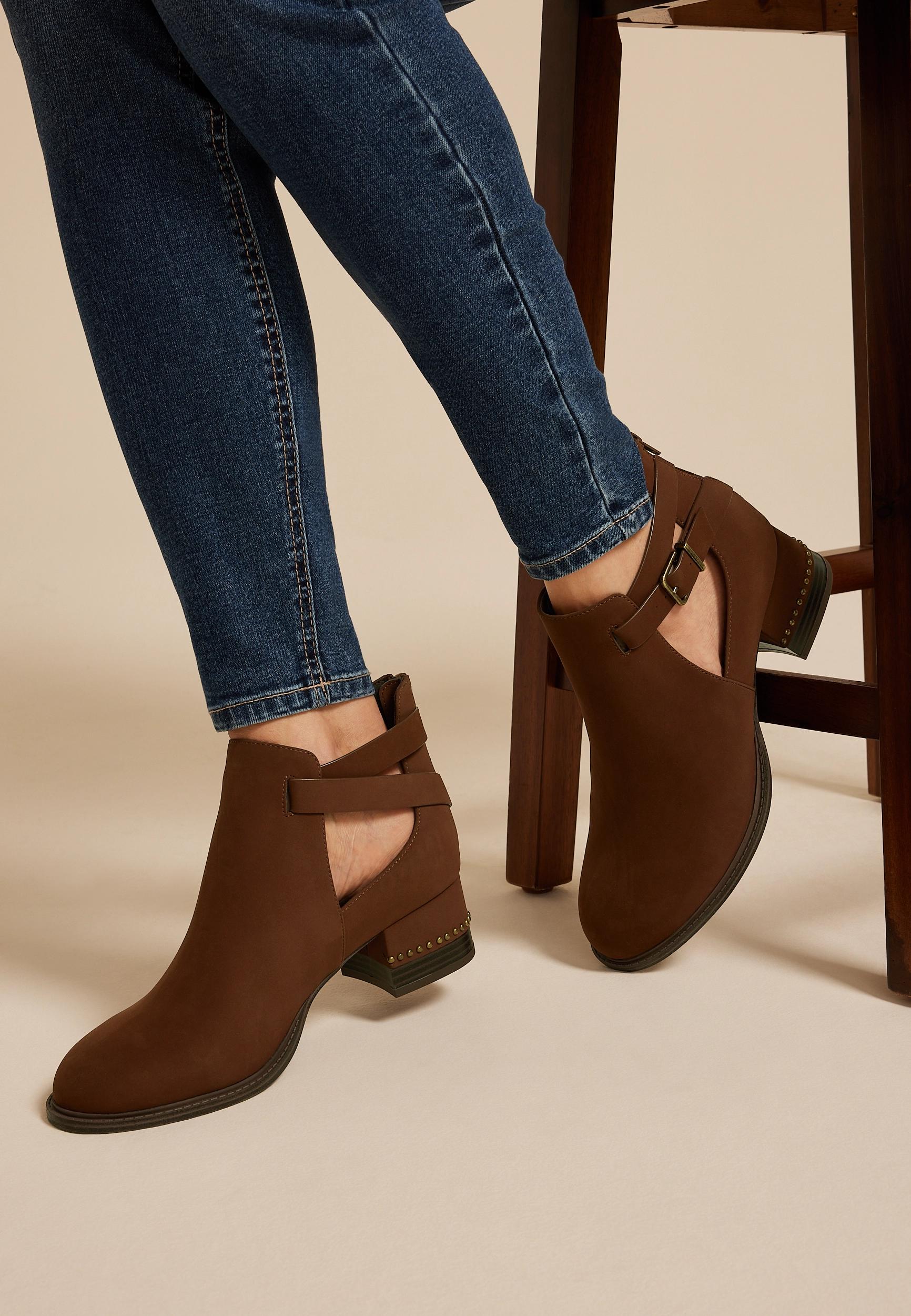 Support Your Local Pumpkin Patch Classic Fit Graphic Tee Product Image