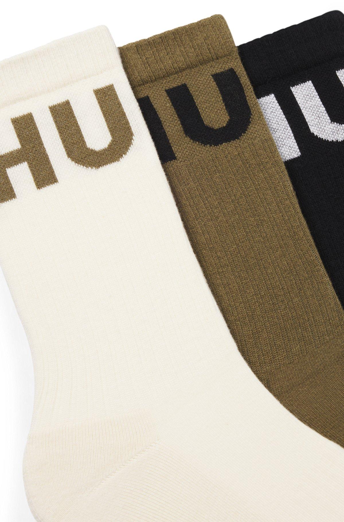 HUGO - Three-pack of short-length socks with contrast logos - Light Green Product Image