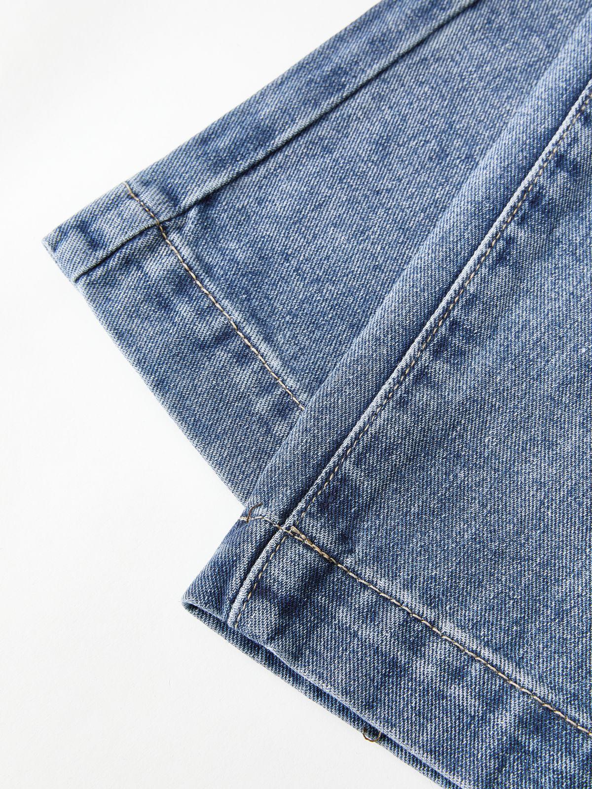 Pocket Design Blue Wash Boyfriend Jeans Product Image