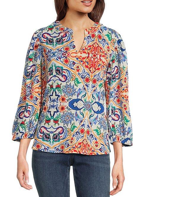 Calessa Petite Size Textured Crinkle Knit Florentine Mosaic Print Banded Split V-Neck 3/4 Balloon Sleeve Tunic Product Image
