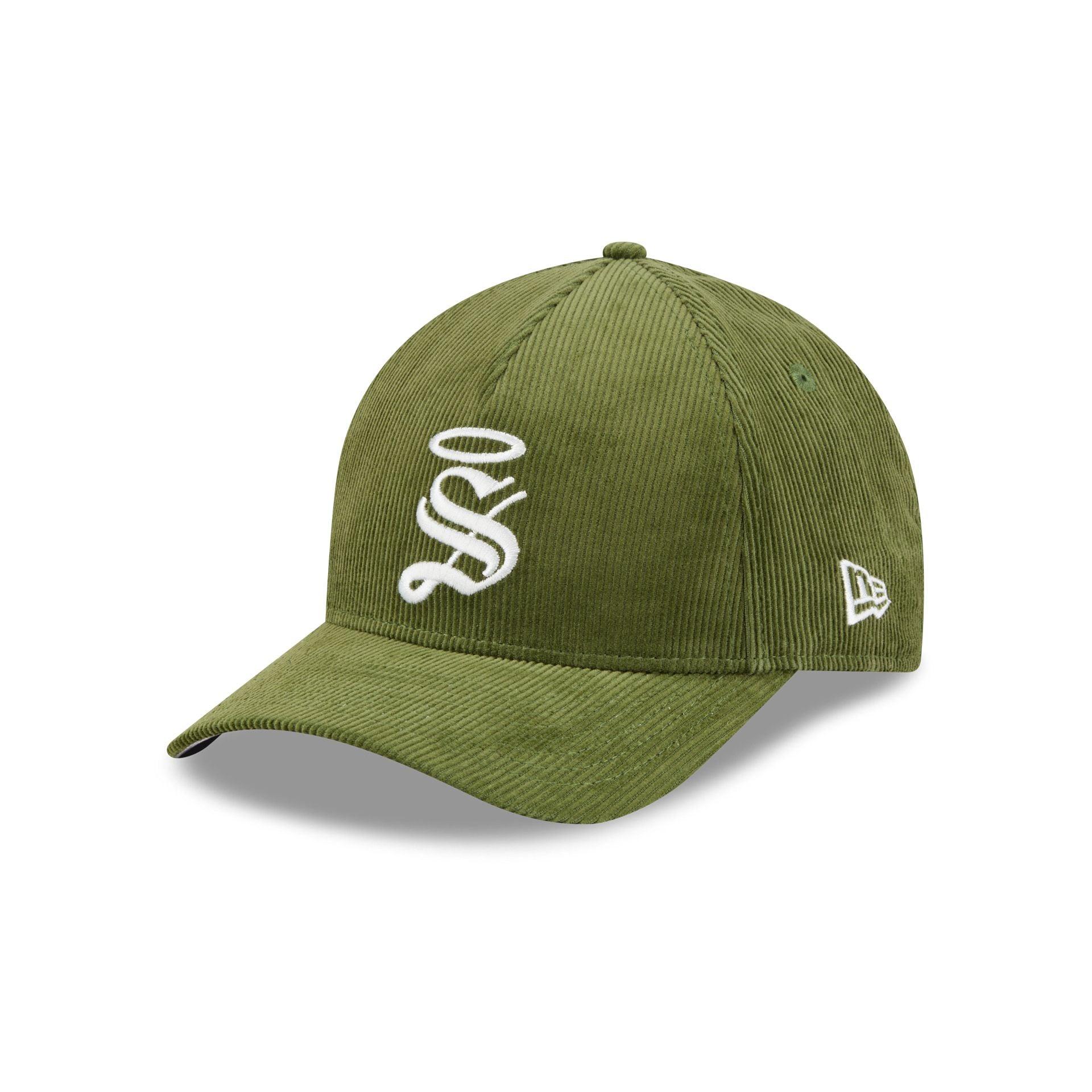 Santos Laguna Olive Corduroy 9FORTY M-Crown Snapback Hat Male Product Image