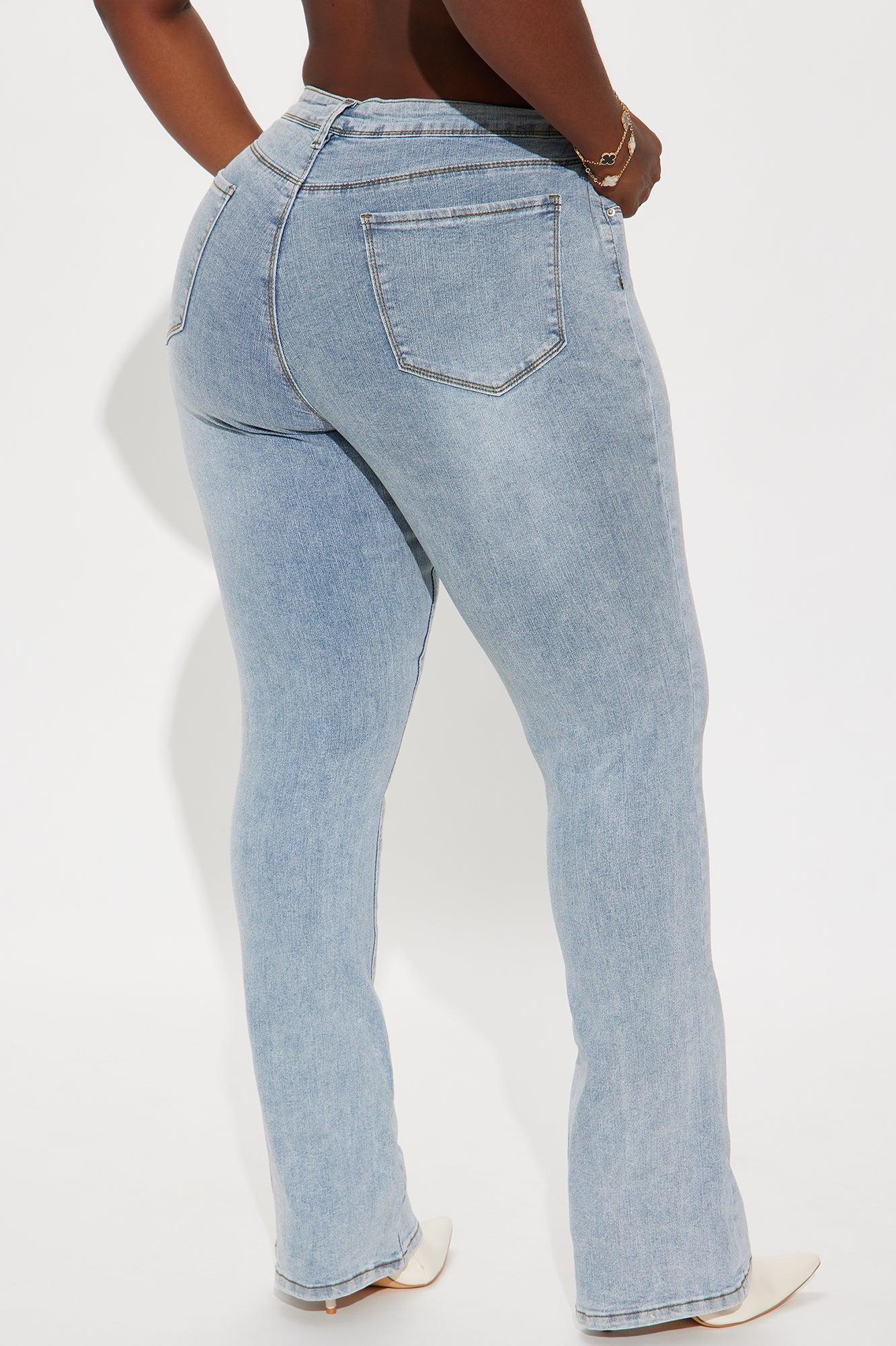 Getting The Boot Mid Rise Jeans - Light Wash Product Image