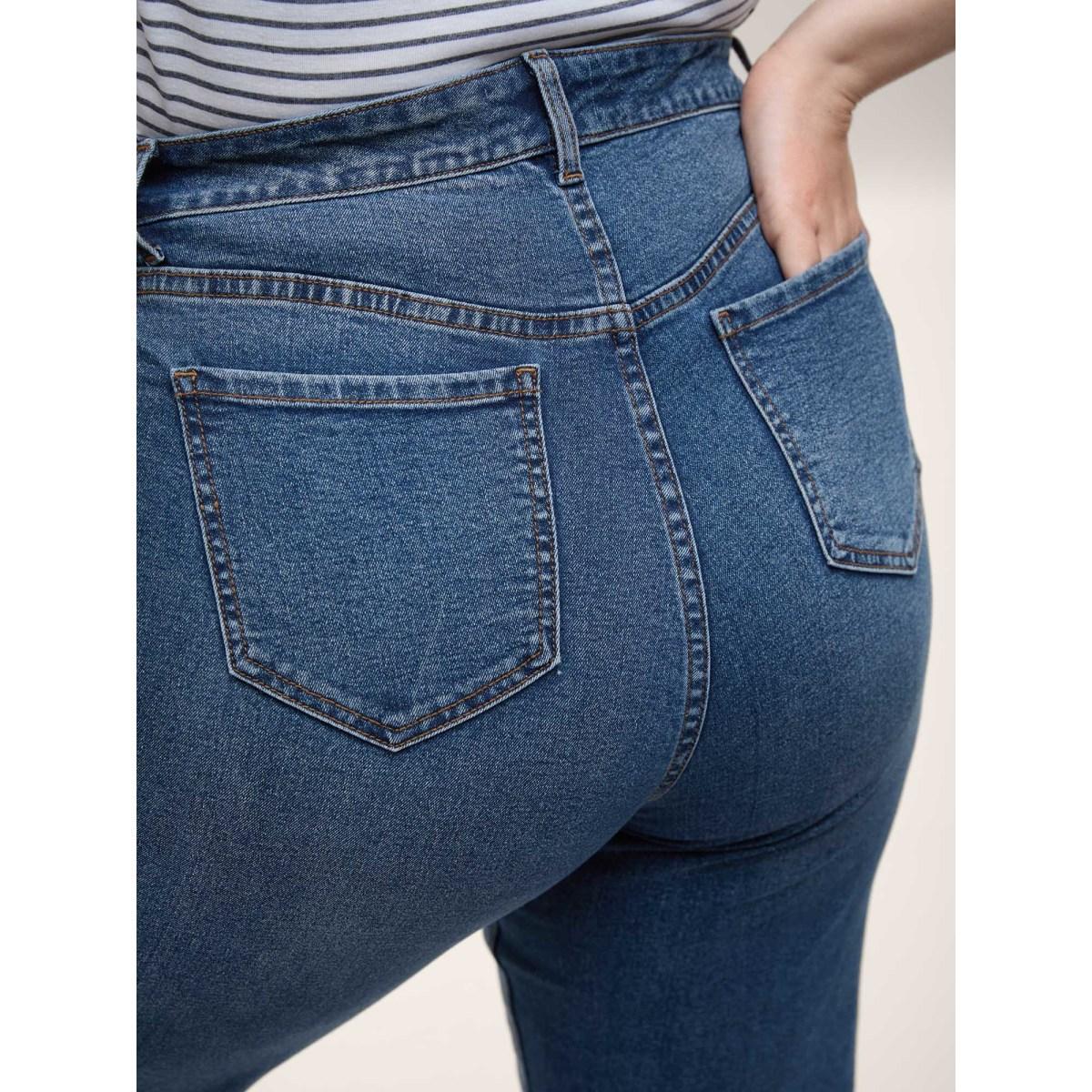 Plus Size Cowboy Waist Straight-Leg Mid-Rise Jeans Women Denimblue Leisure Medium stretch Slanted pocket Jeans BloomChic 28/5X Product Image