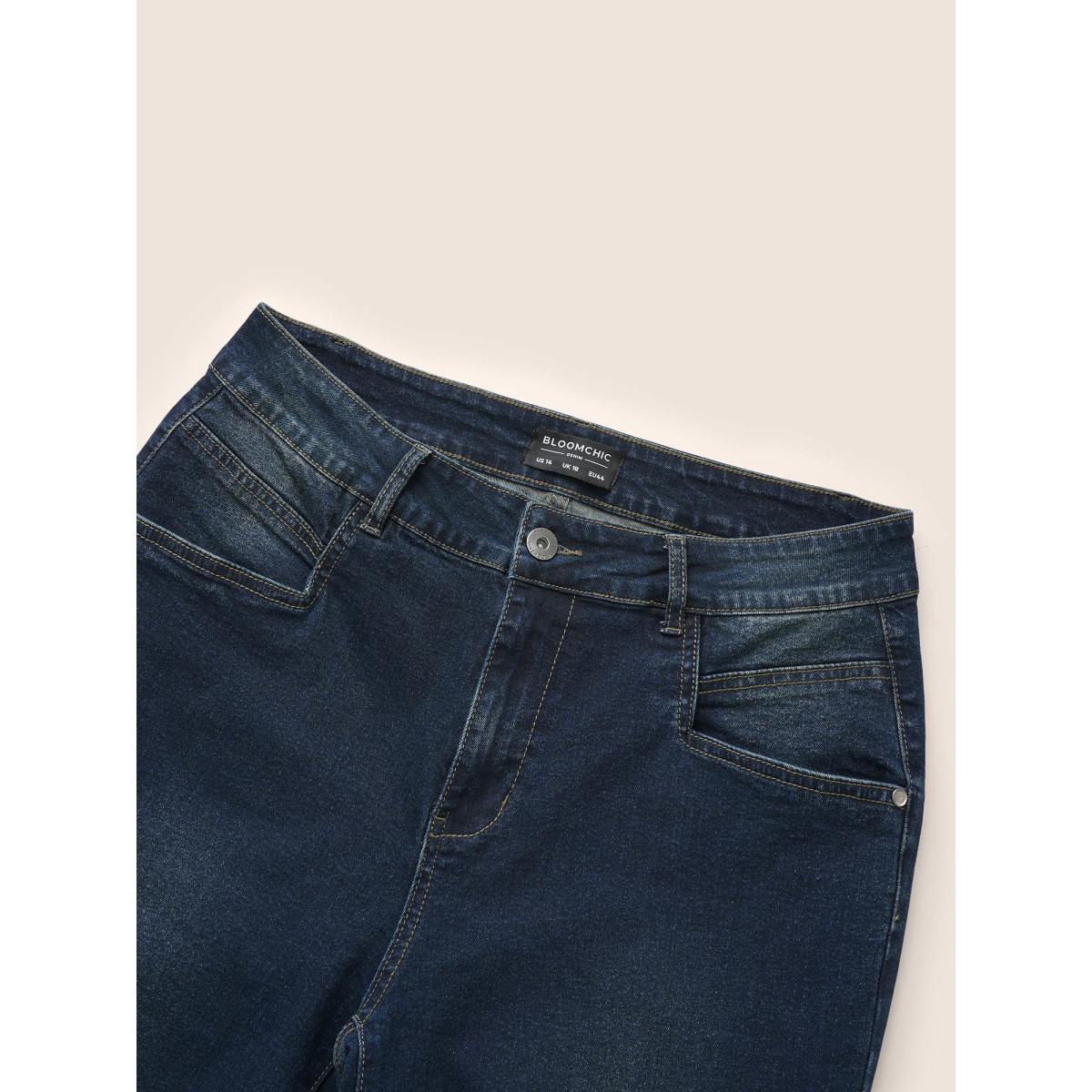 Plus Size Straight Leg Dark Wash Zipper Fly Jeans Women Indigo Casual Plain Contrast High stretch Pocket Jeans BloomChic 18/2X Product Image