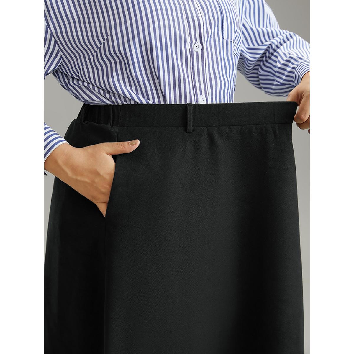 Plus Size Plain Pocket Elastic Waist A-line Skirt Women Black Office A-line No stretch Pocket Work Skirts BloomChic 30/6X Product Image