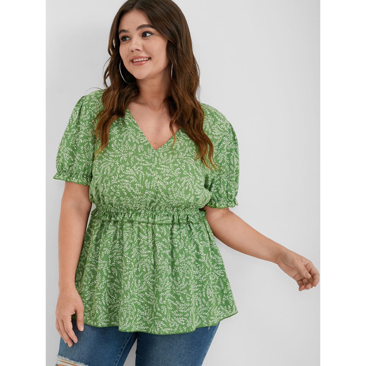 Plus Size SpringGreen Ditsy Floral Ruffled Trim Puff Sleeve V Neck Blouse Women Casual Short sleeve V-neck Dailywear Blouses BloomChic 18/2X Product Image