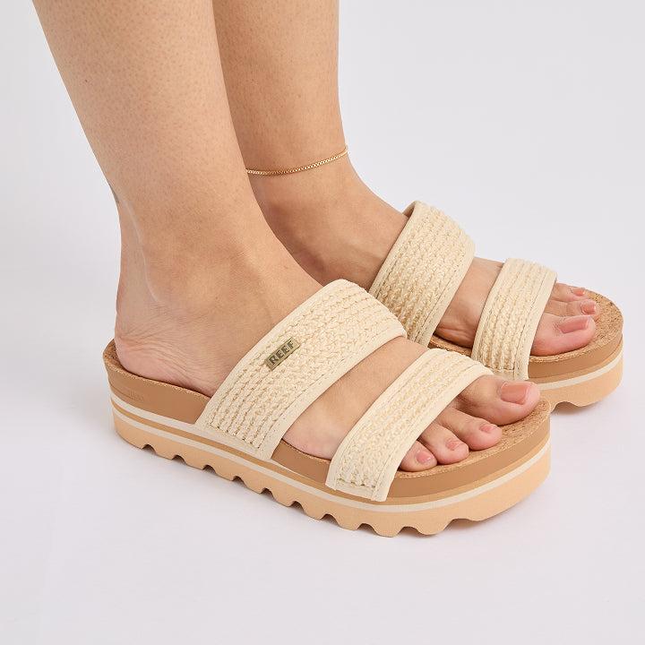 Cushion Vista Hi Female Product Image