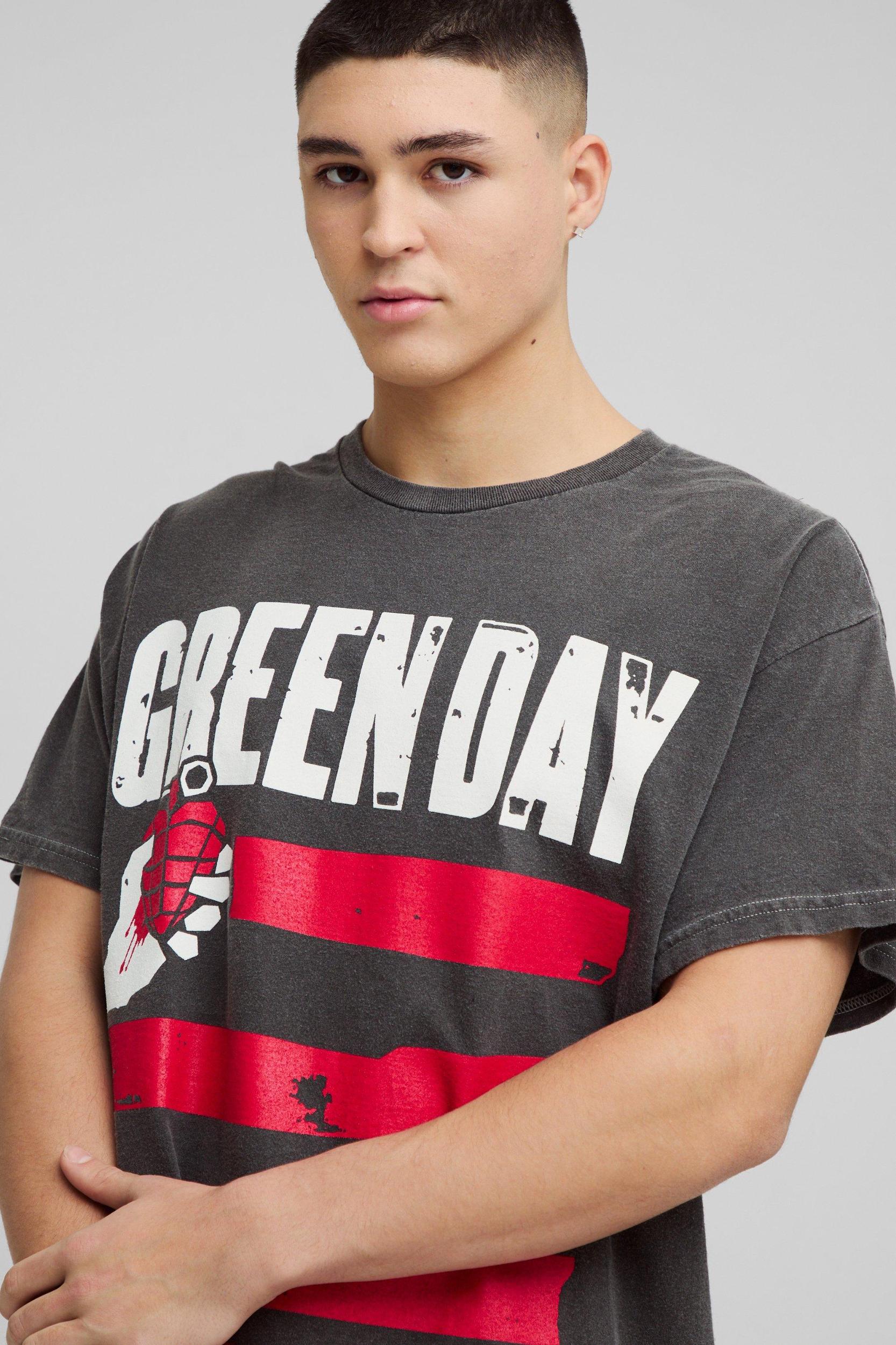 Oversized Green Day Washed License Band T-Shirt | boohooMAN USA Product Image