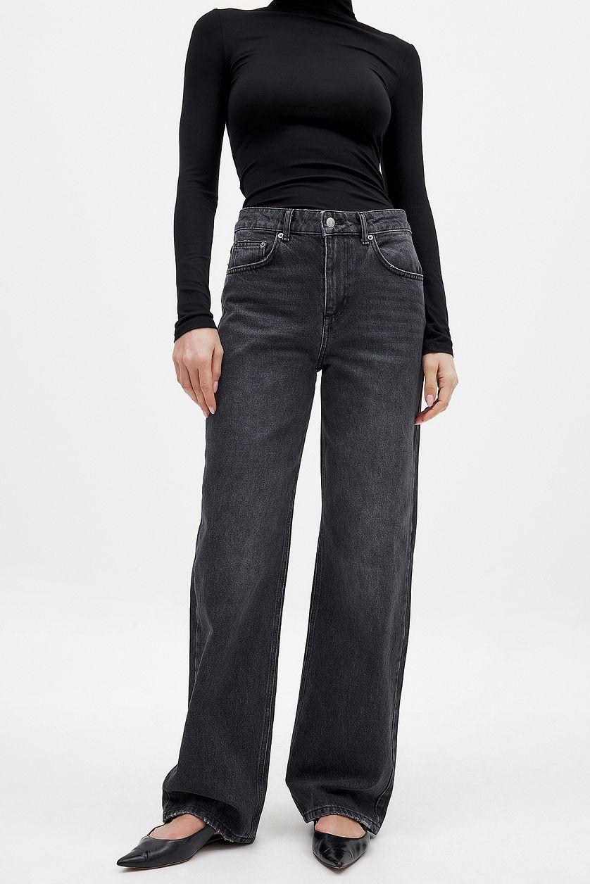 Straight Mid Waist Jeans Product Image