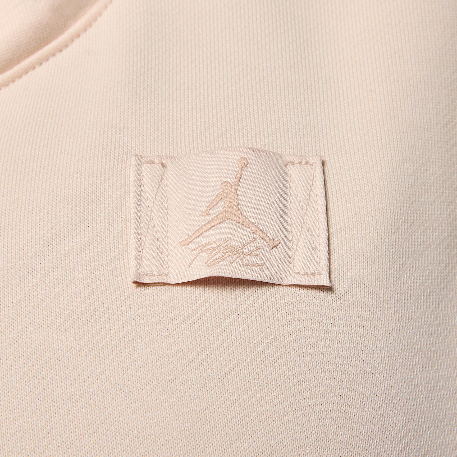 Jordan Flight Fleece Women's Satin-Lined Pullover Hoodie Product Image