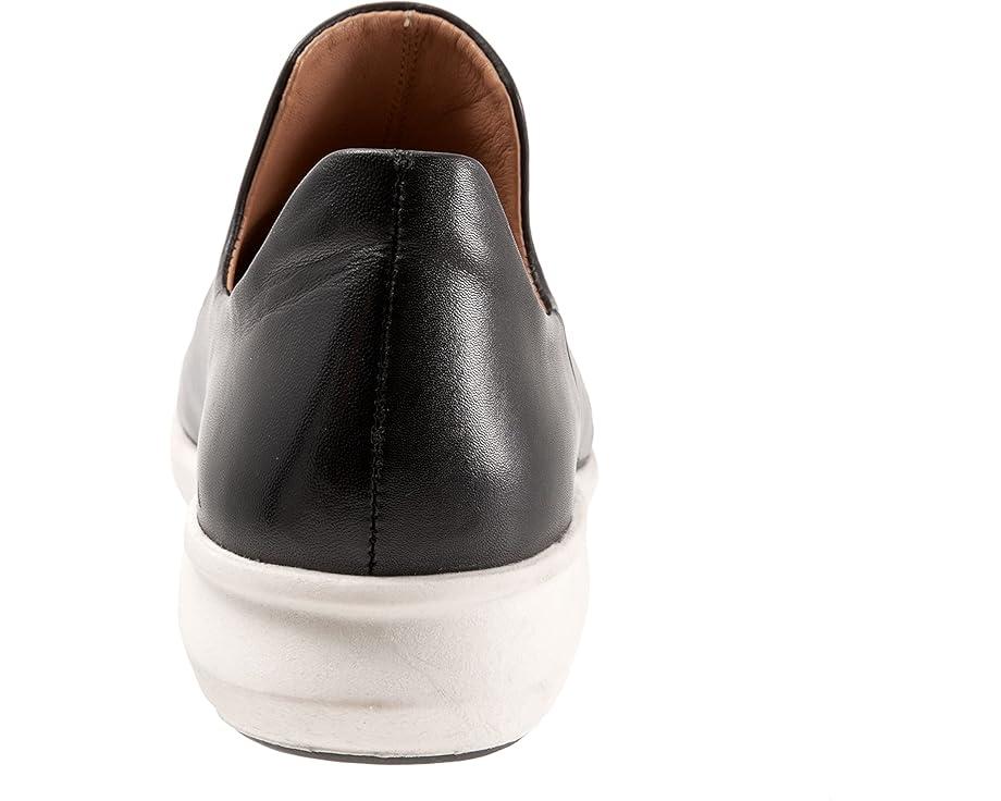 Women's SoftWalk Inez Product Image