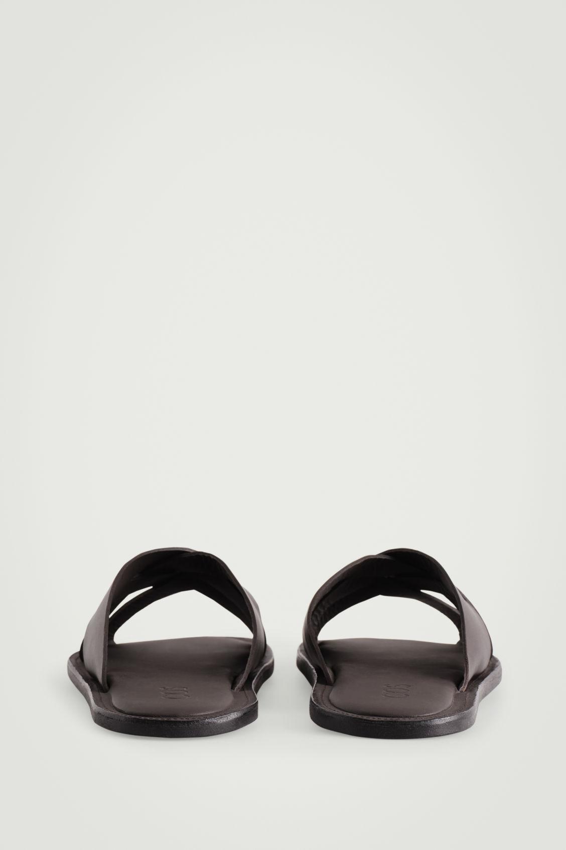 WOVEN LEATHER SANDALS Product Image